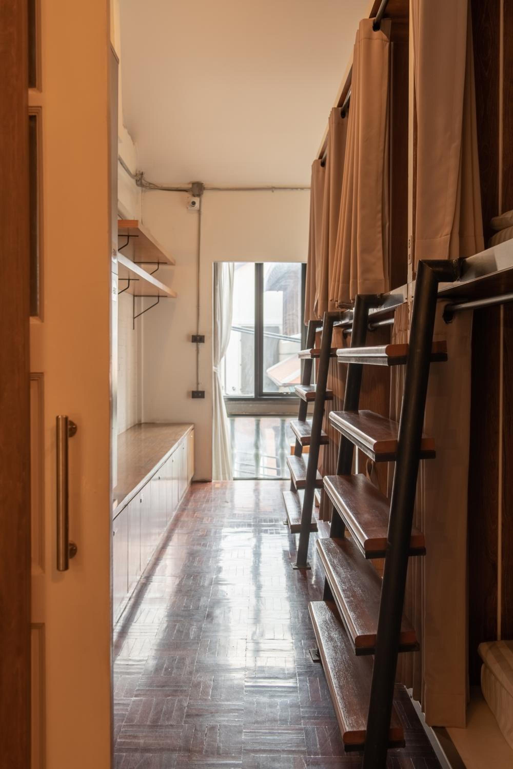 Bed Addict Hostel