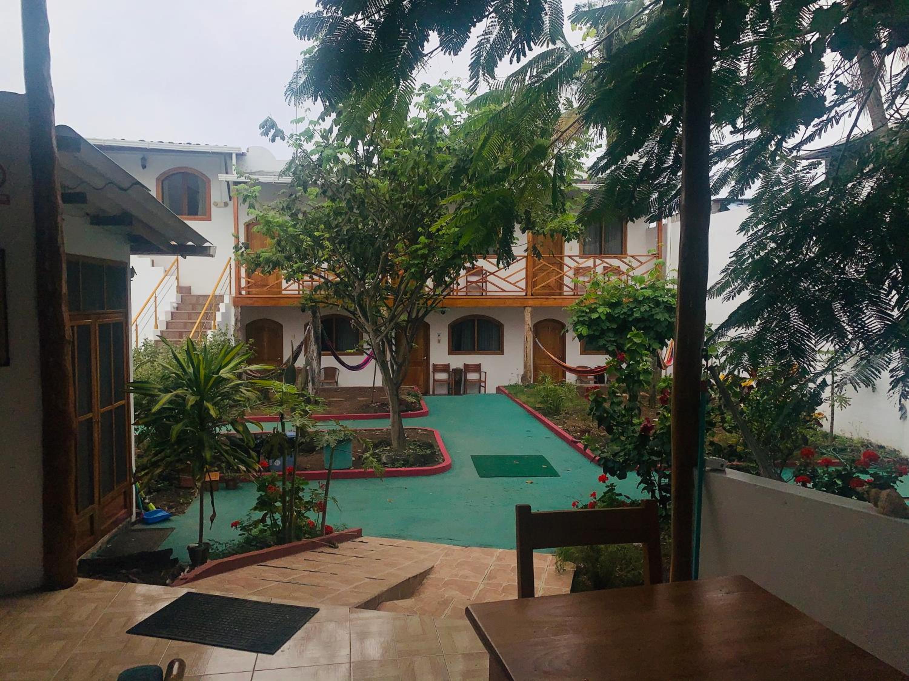 Hostal White House Galapagos