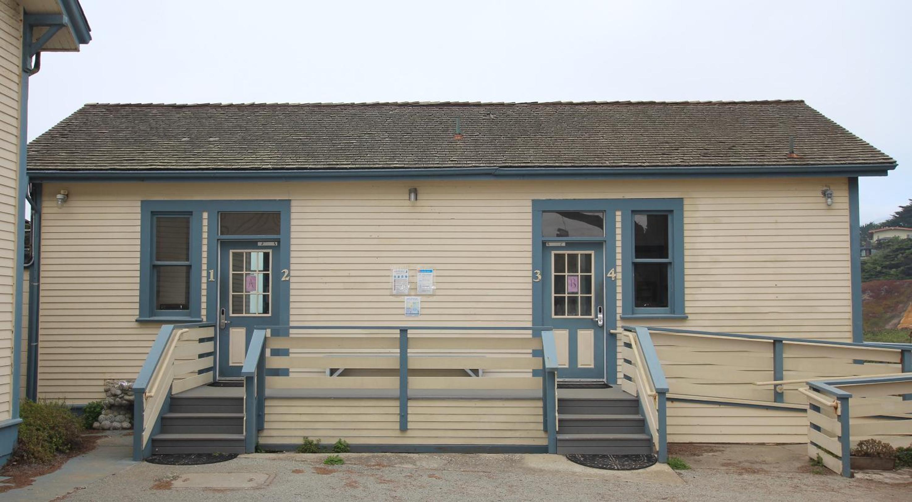 HI Point Montara Lighthouse