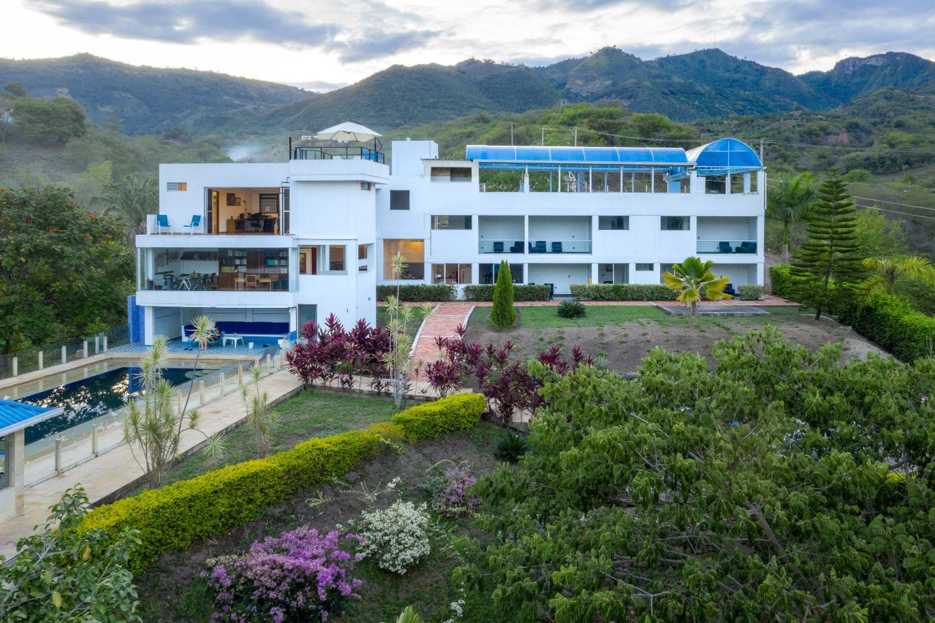 Hotel Terrazas De Baltimoores - Image 1