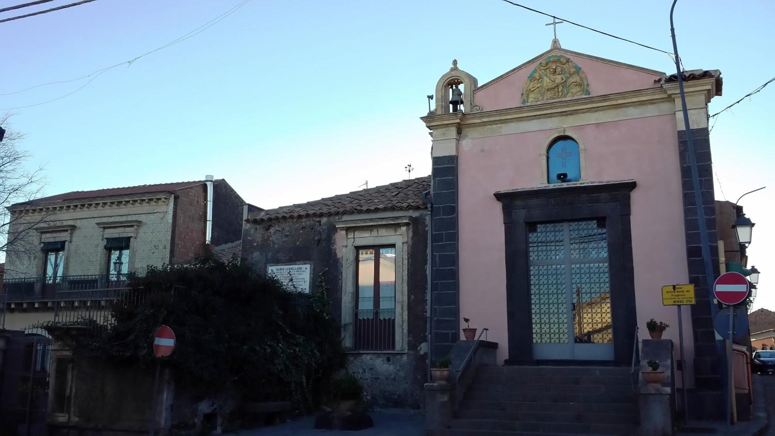 Etna Holiday Home