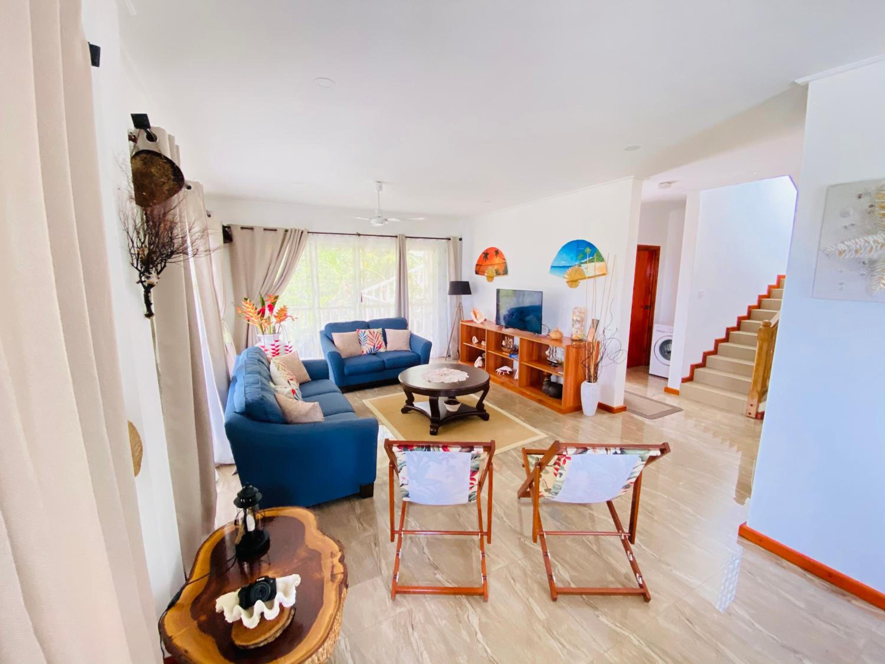 Dusk To Dawn photo 5