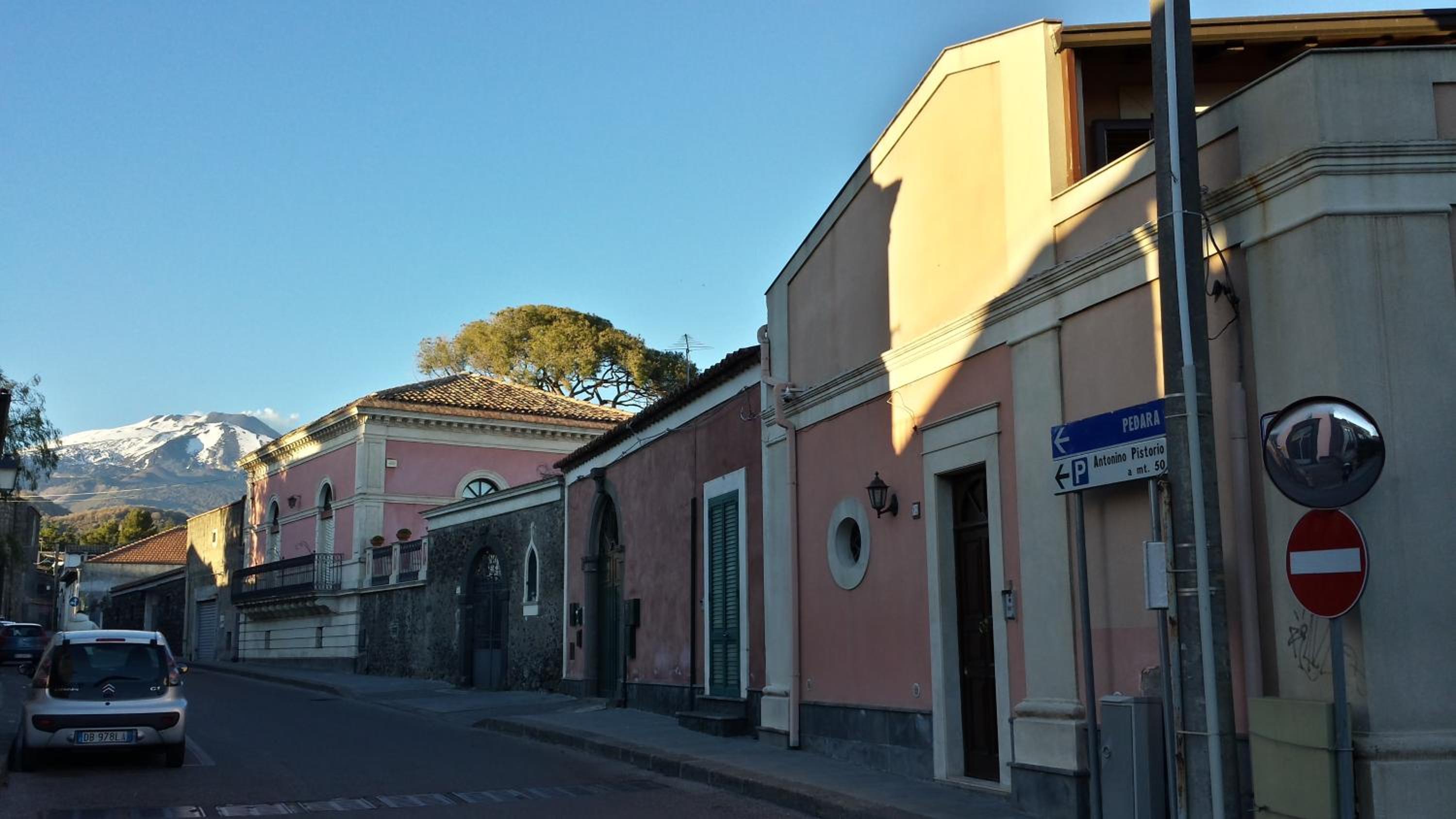Etna Holiday Home