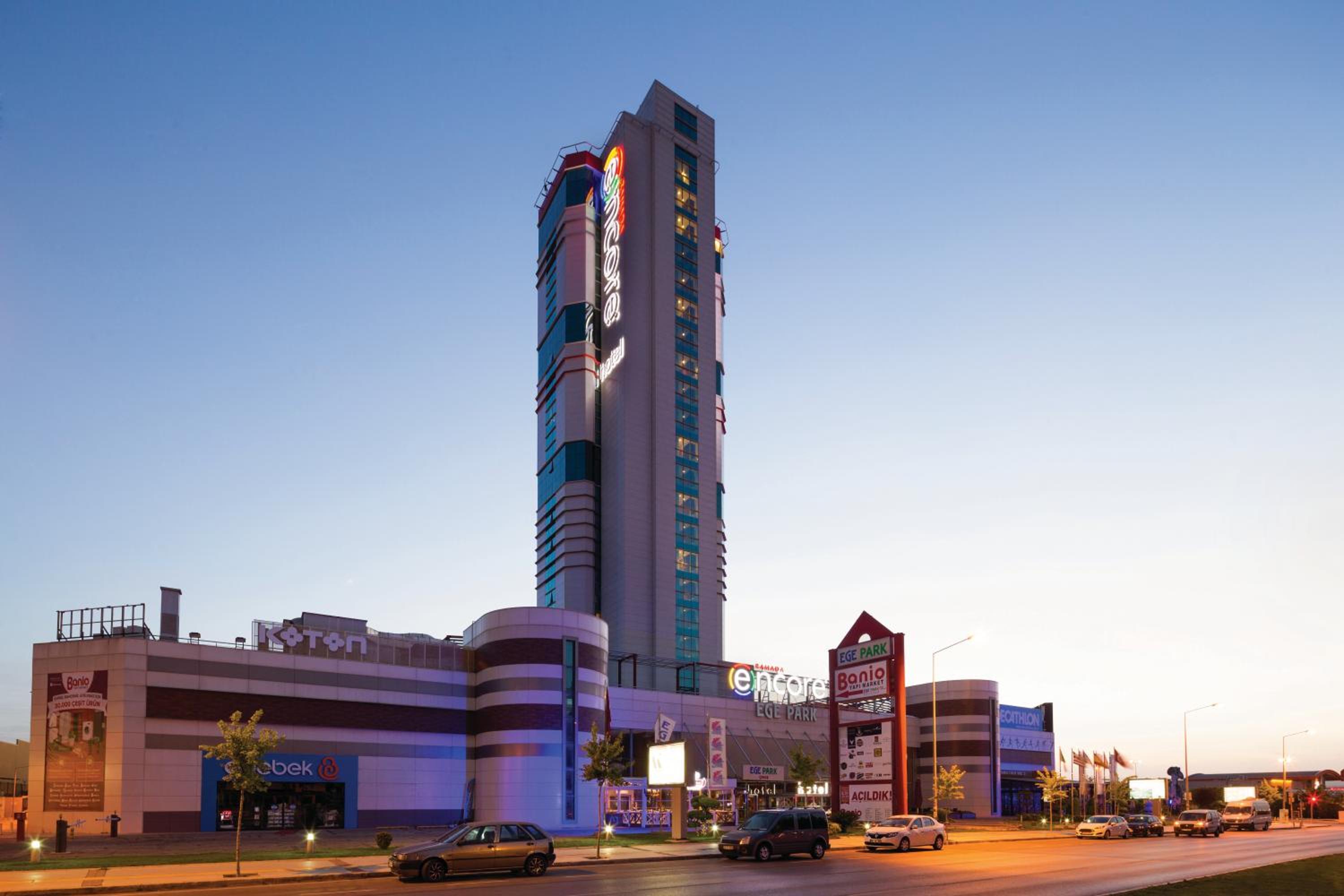 Ramada Encore by Wyndham İzmir - Image 60