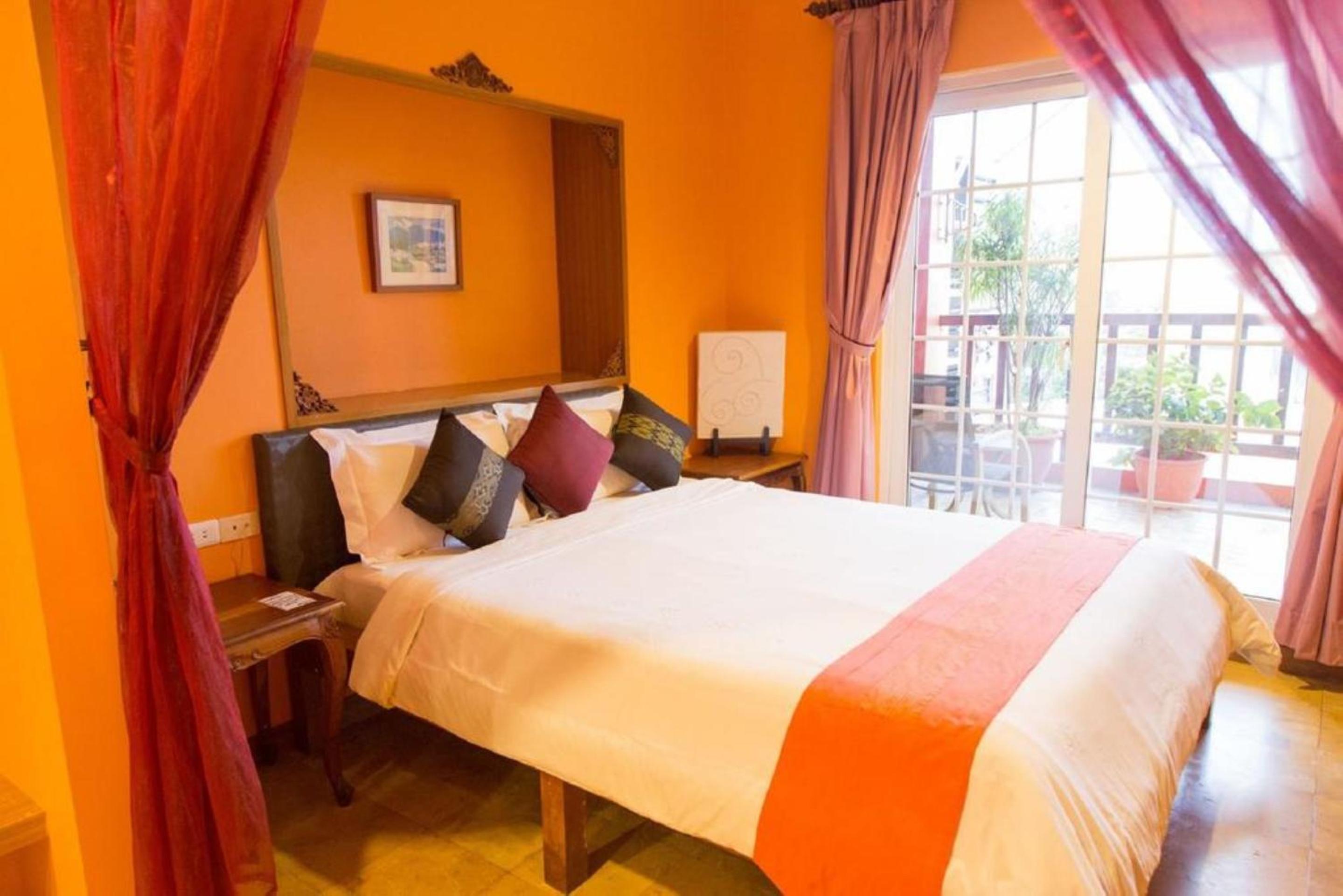 Golden Ocean Azure Hotel