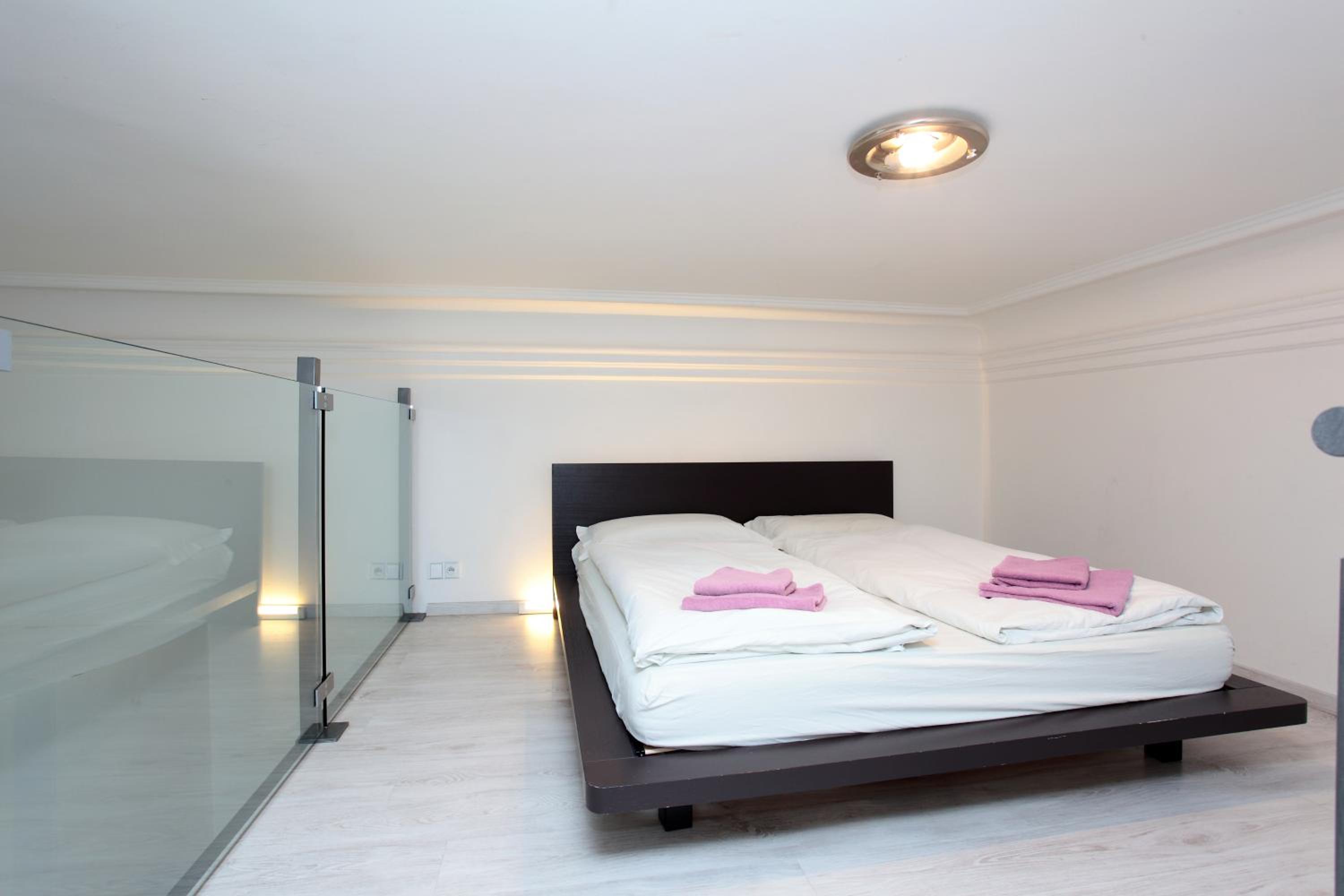 Apartment House - The Modern Flat