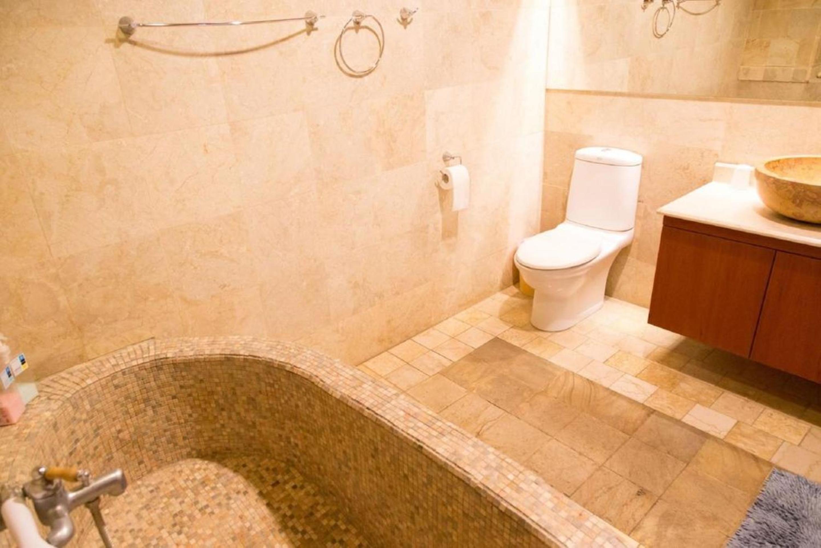 Golden Ocean Azure Hotel