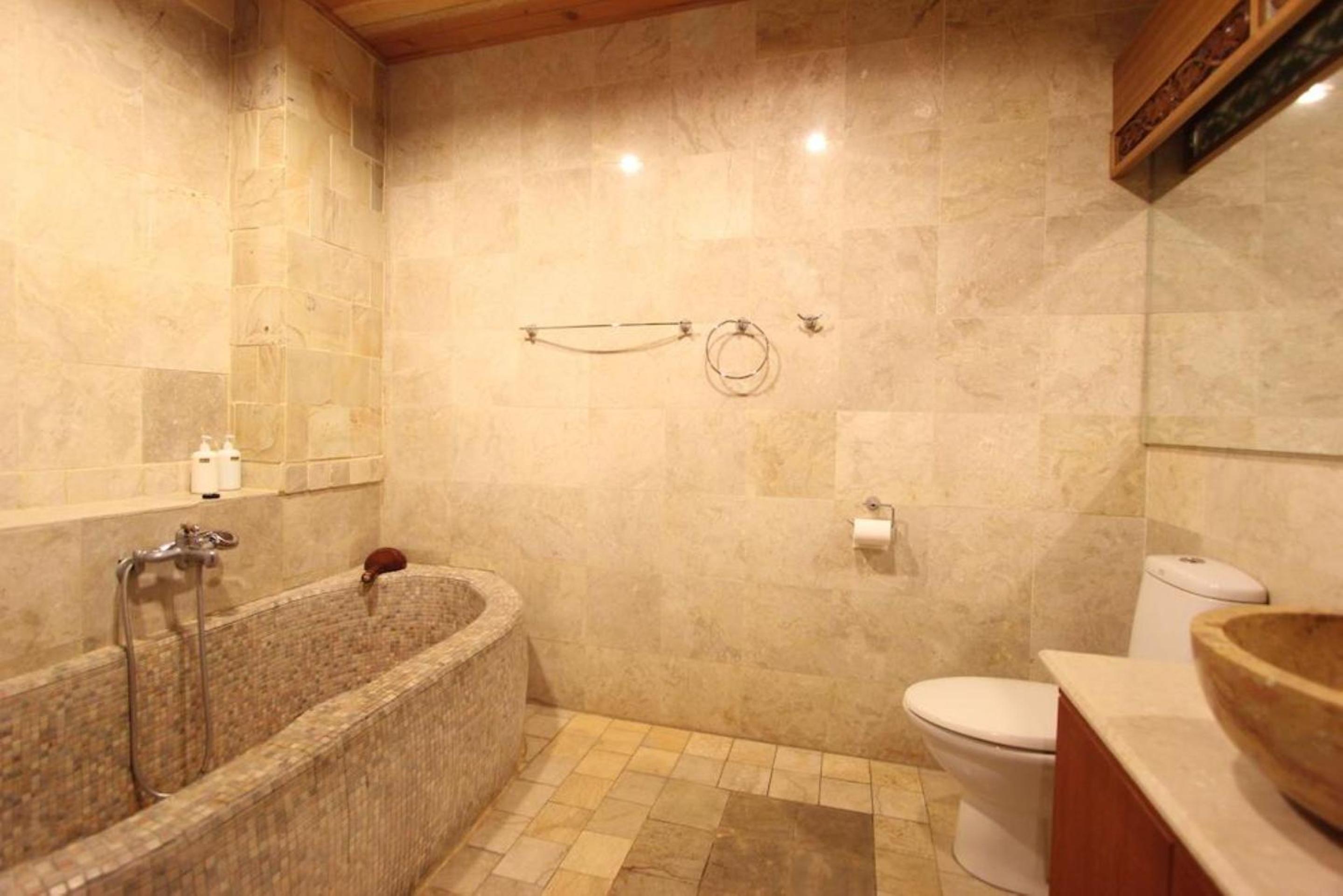 Golden Ocean Azure Hotel