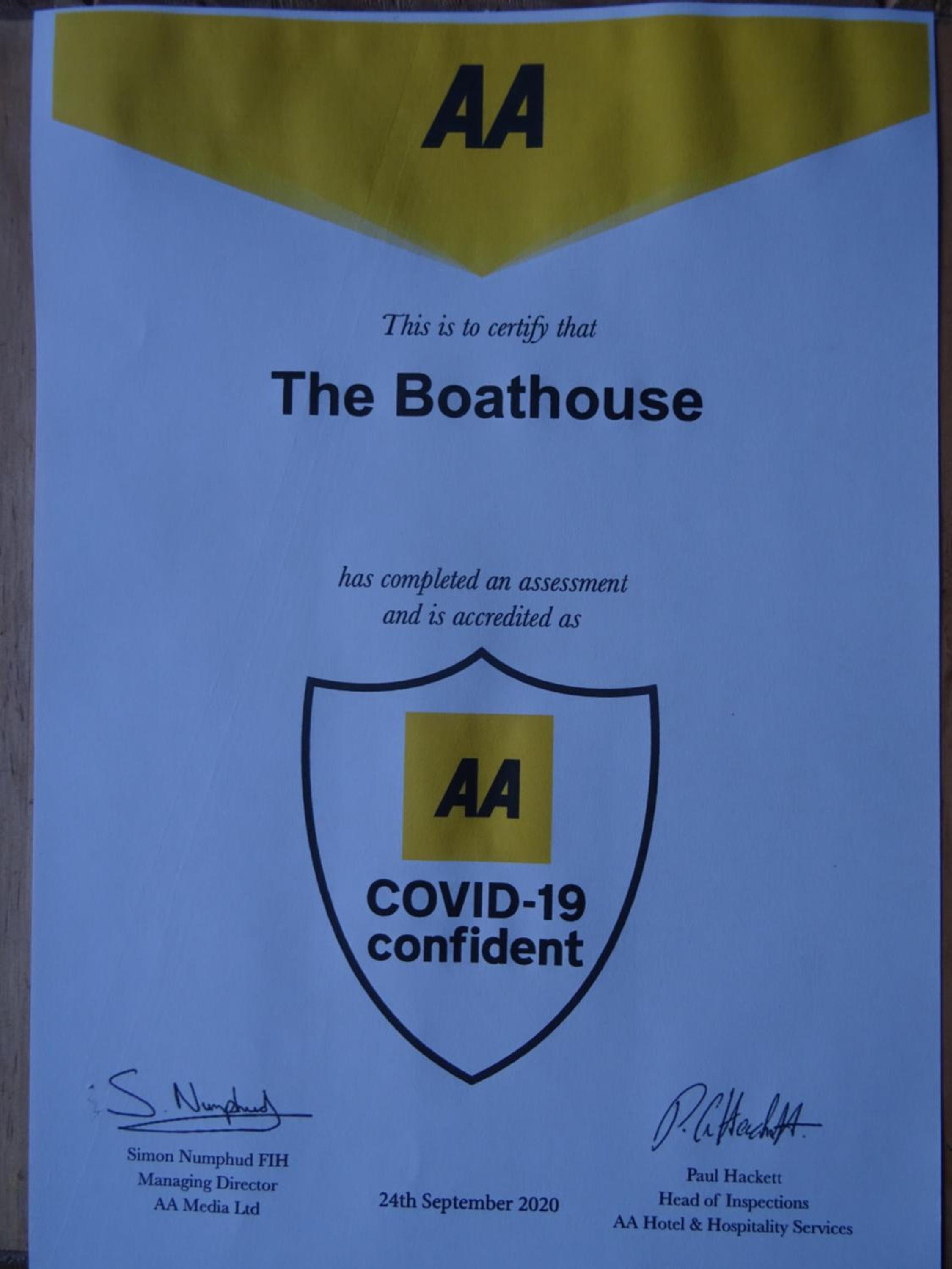 The Boathouse Inn & Riverside Rooms