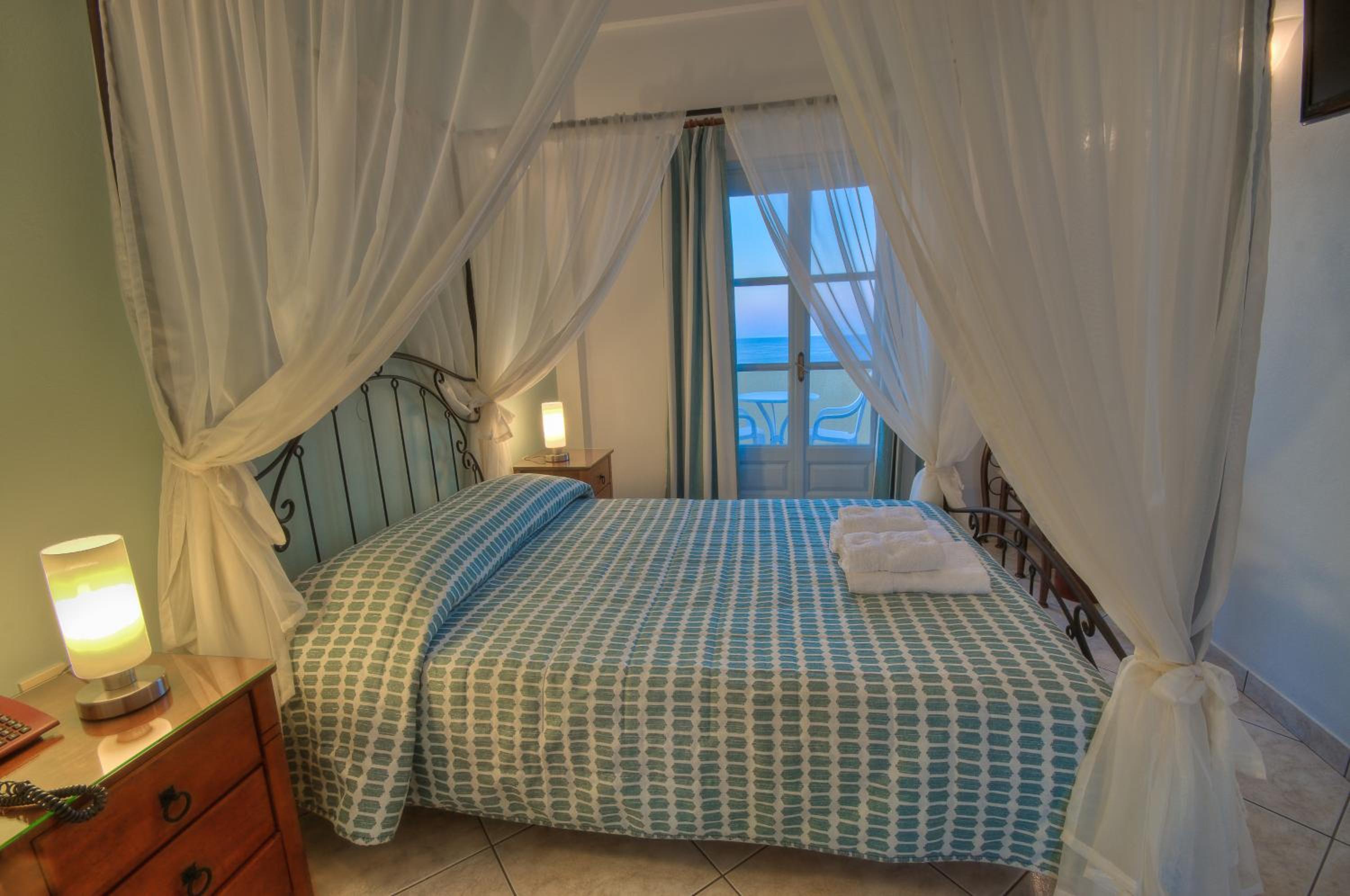 Artemis Village photo 4