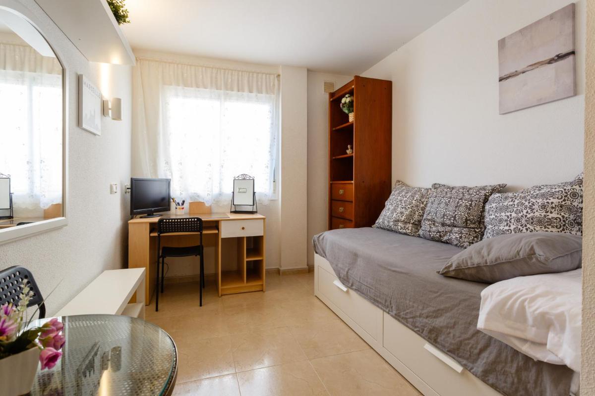 IMPERIAL Rota-Central free parking by Cadiz4Rentals view 5