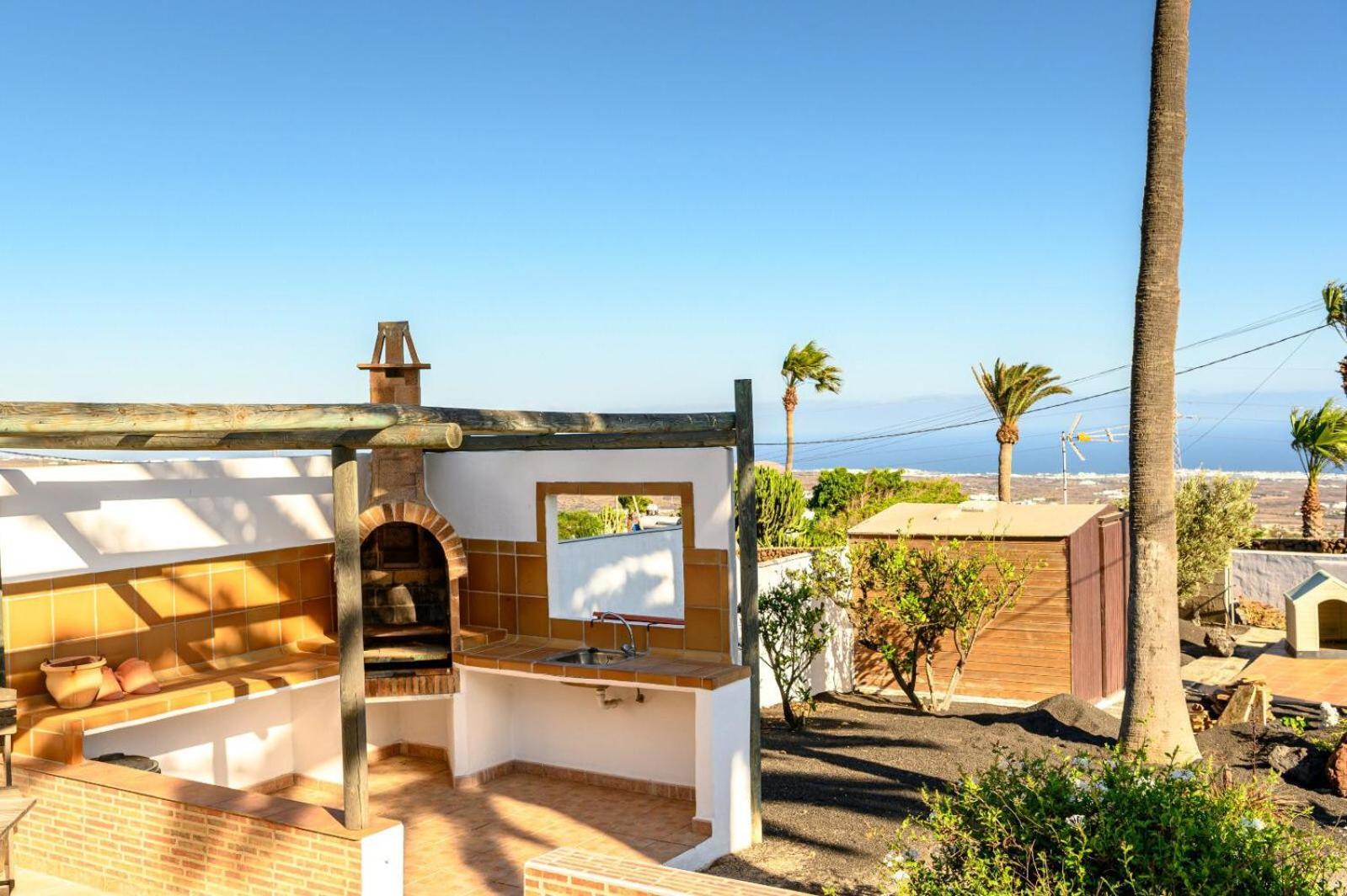 VILLA PALMA LANZAROTE view 2