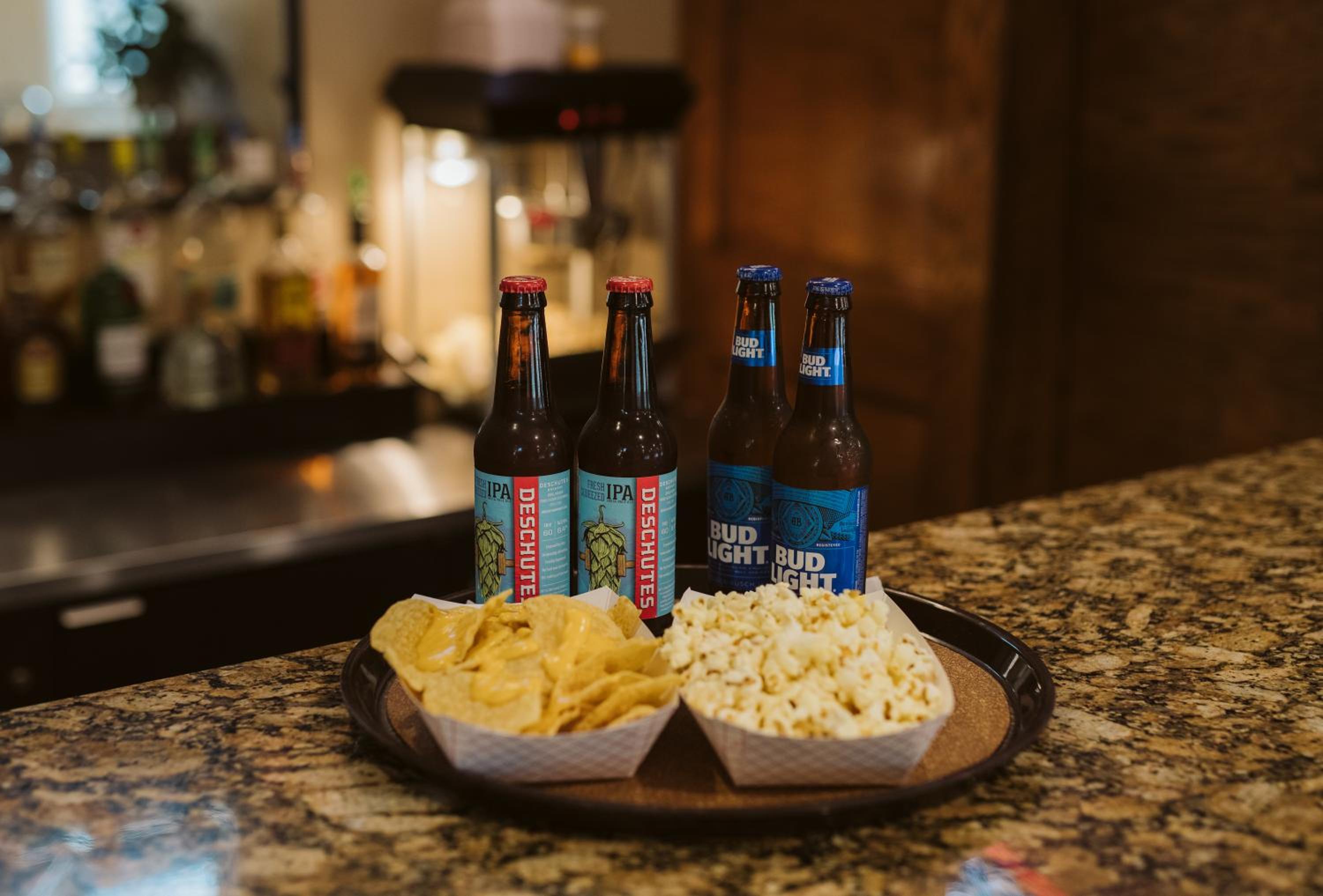 Bismarck Vacations - EverSpring Suites - Property Image 22