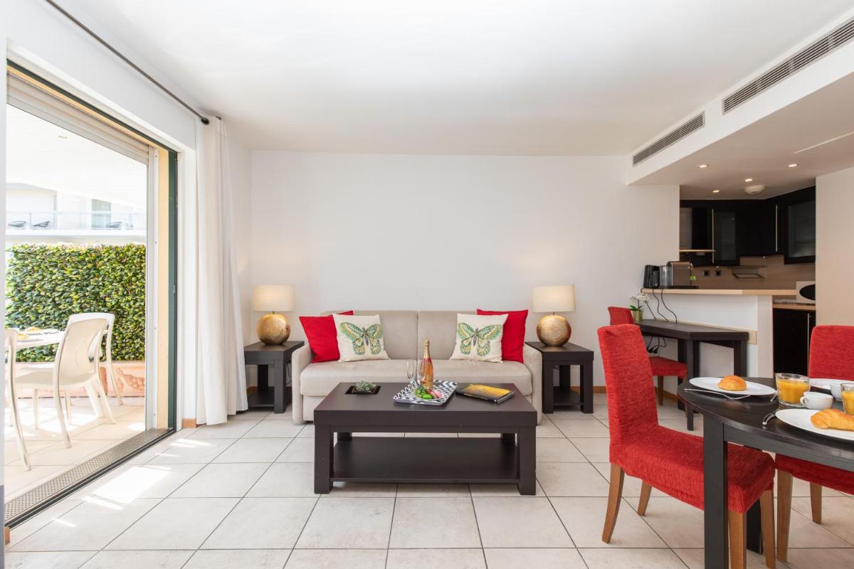 Pavillon Riviera YourHostHelper