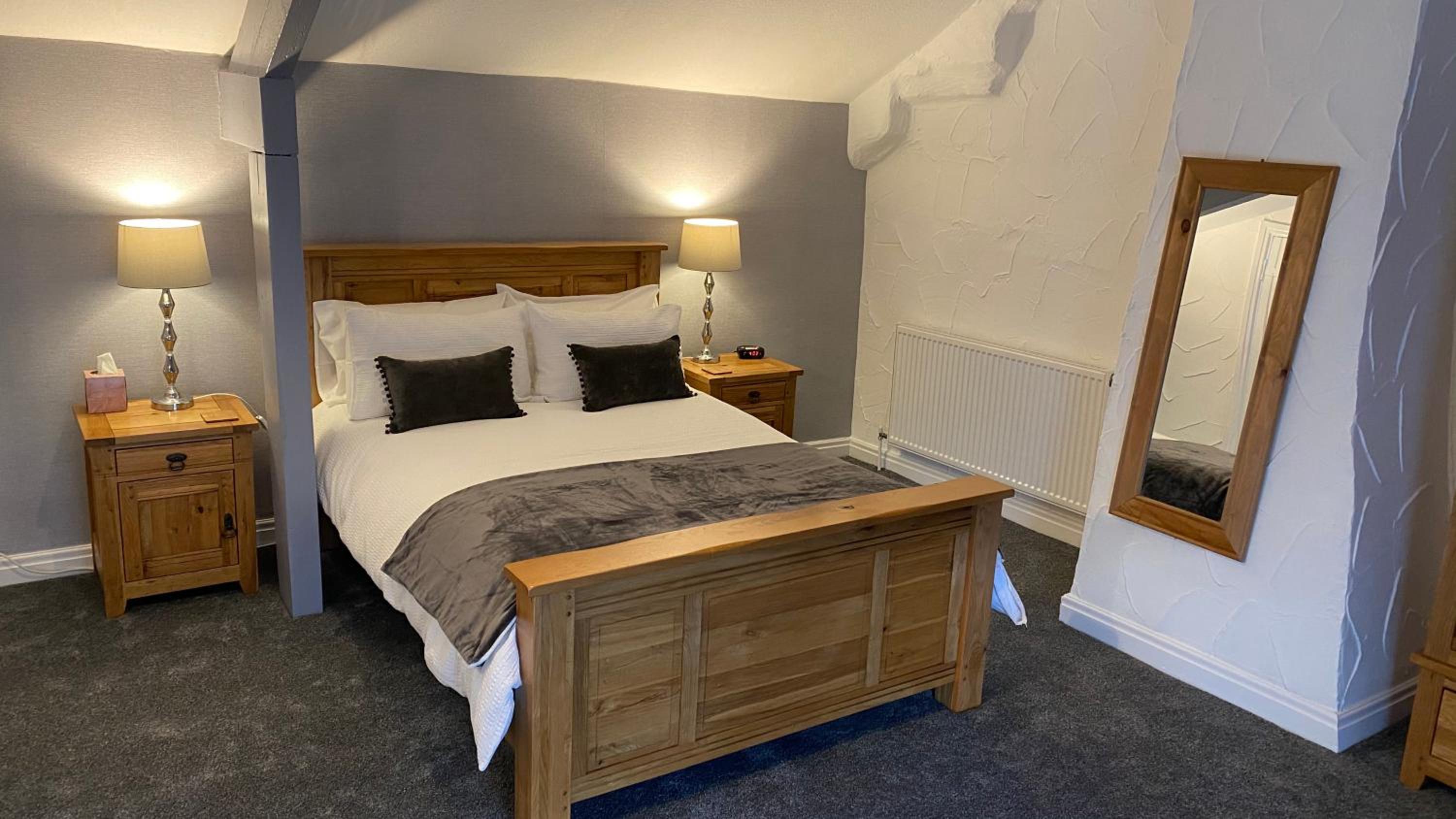 Bridge Farm Hotel