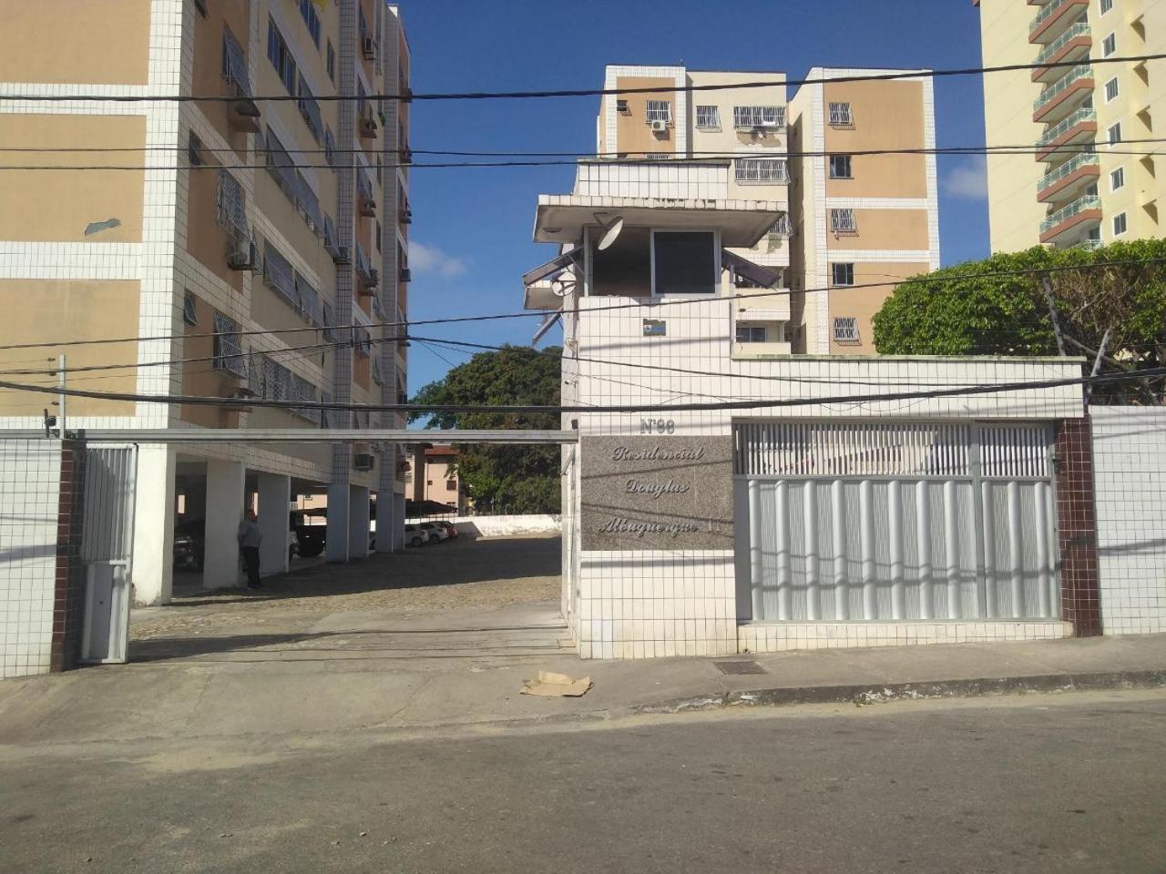 Apartamento com 3 quartos mobiliado Damas Fortaleza