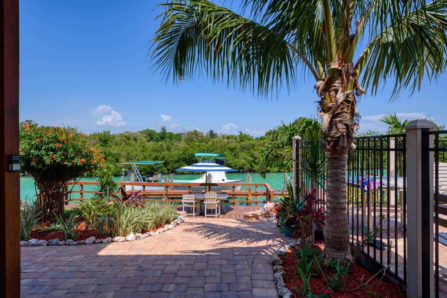 Suntan Terrace