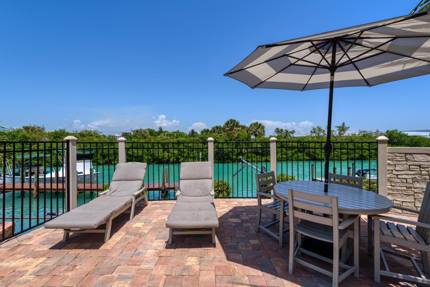 Suntan Terrace