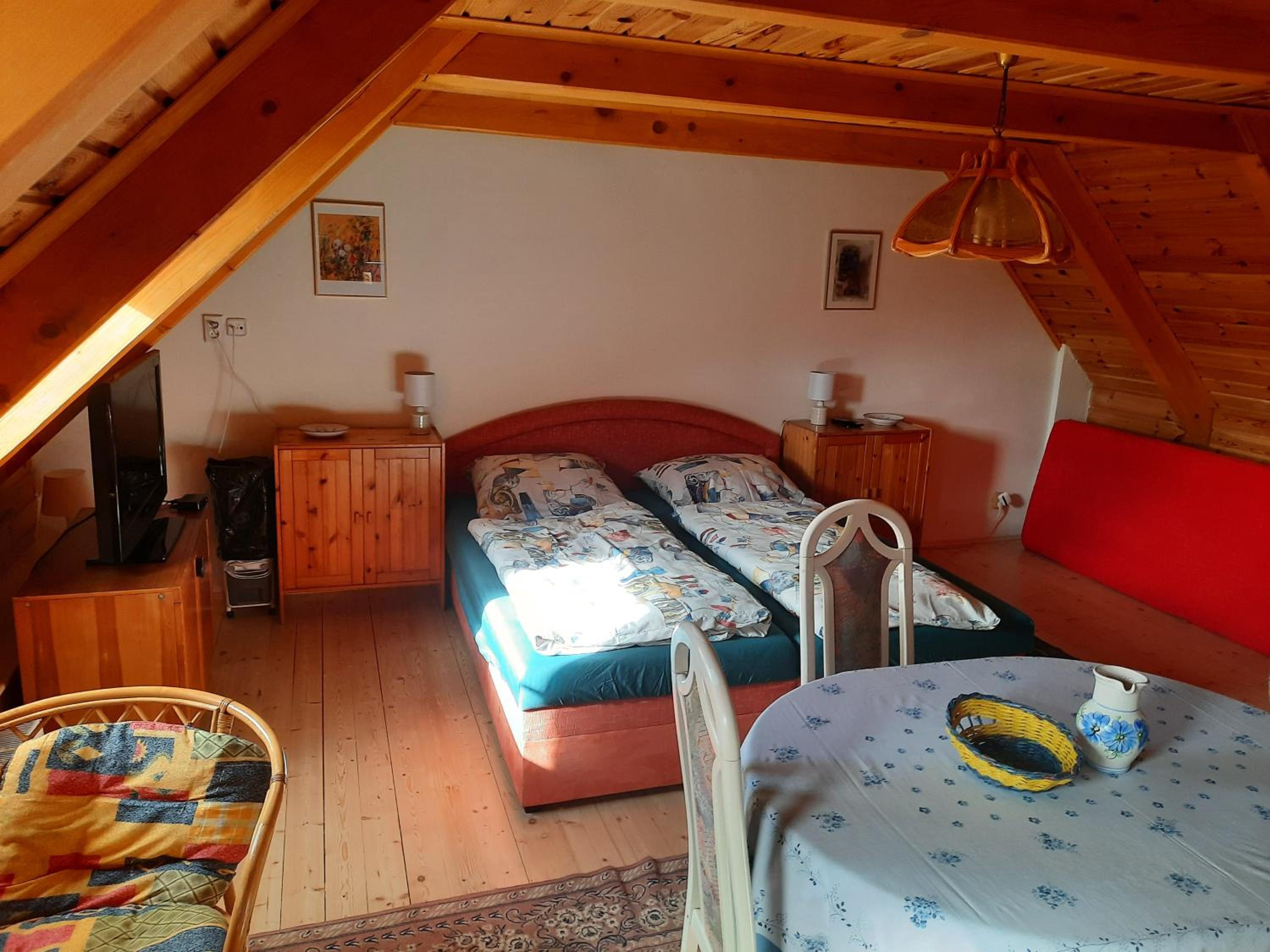 Novohradky - Oáza klidu na samotě u lesa