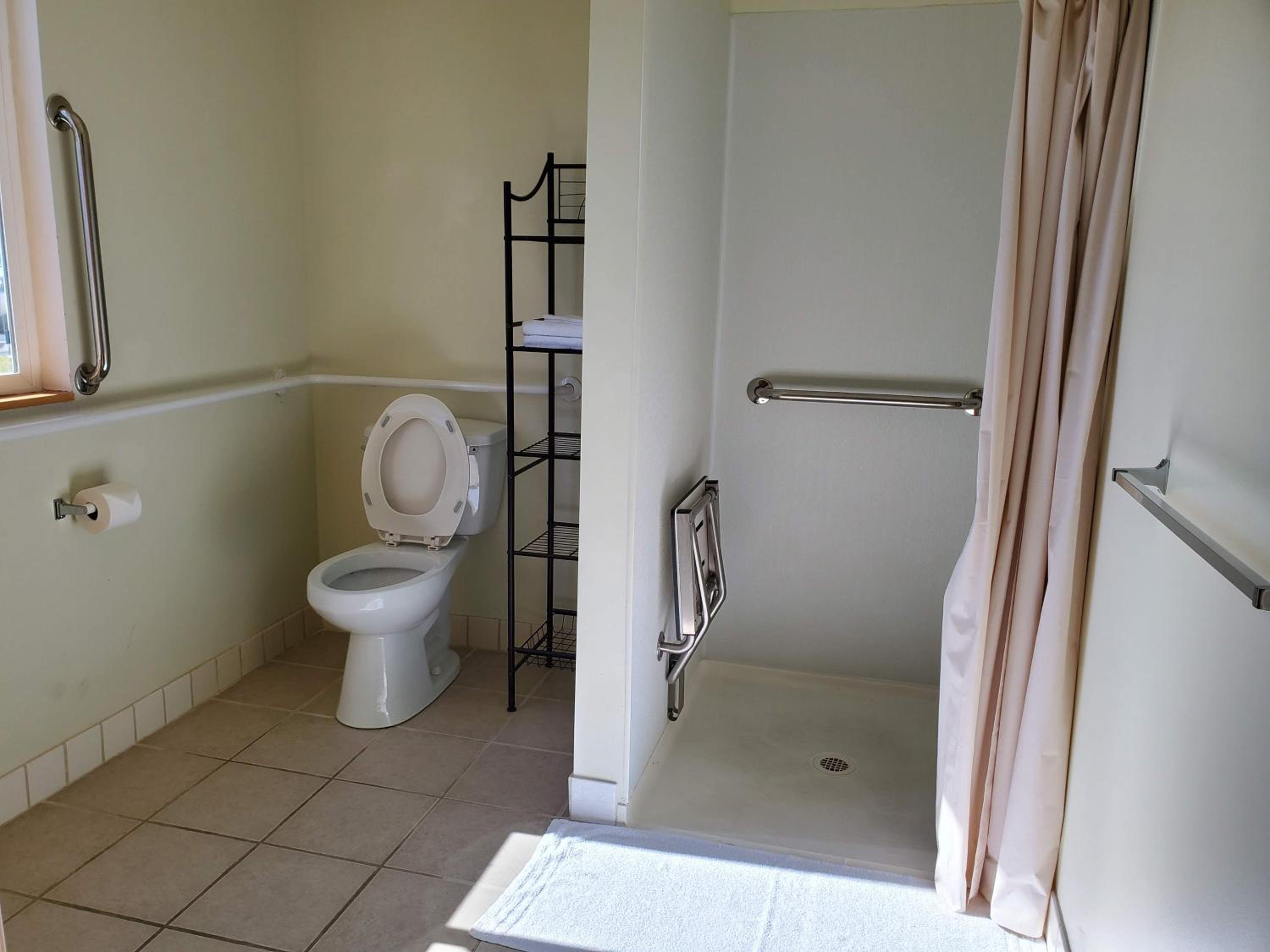 Photo 18