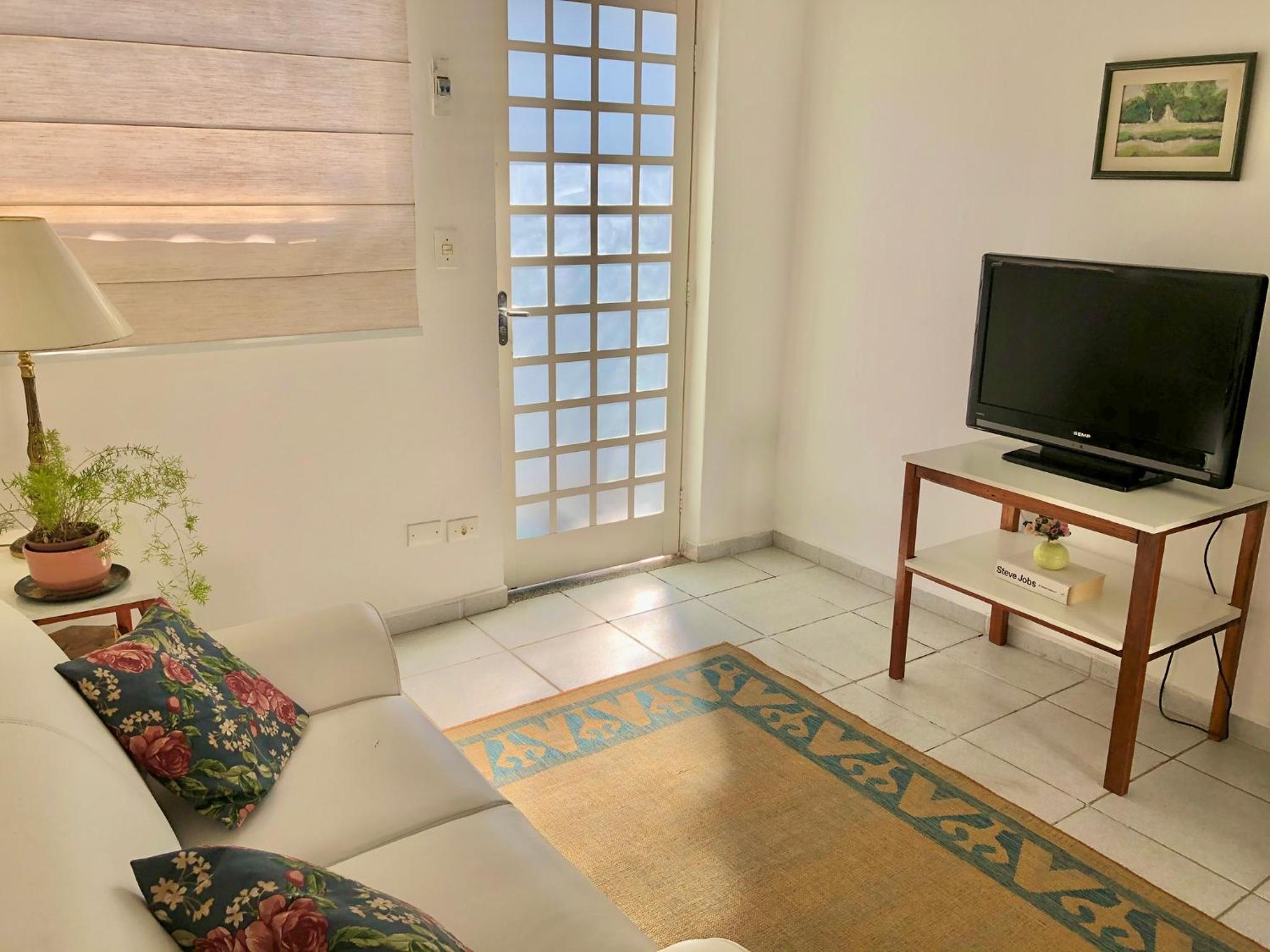 Casa com ótima localização