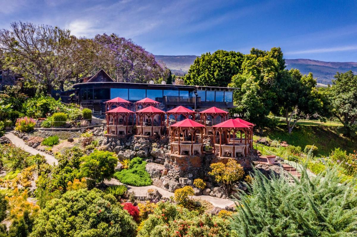 Kula Lodge view 5