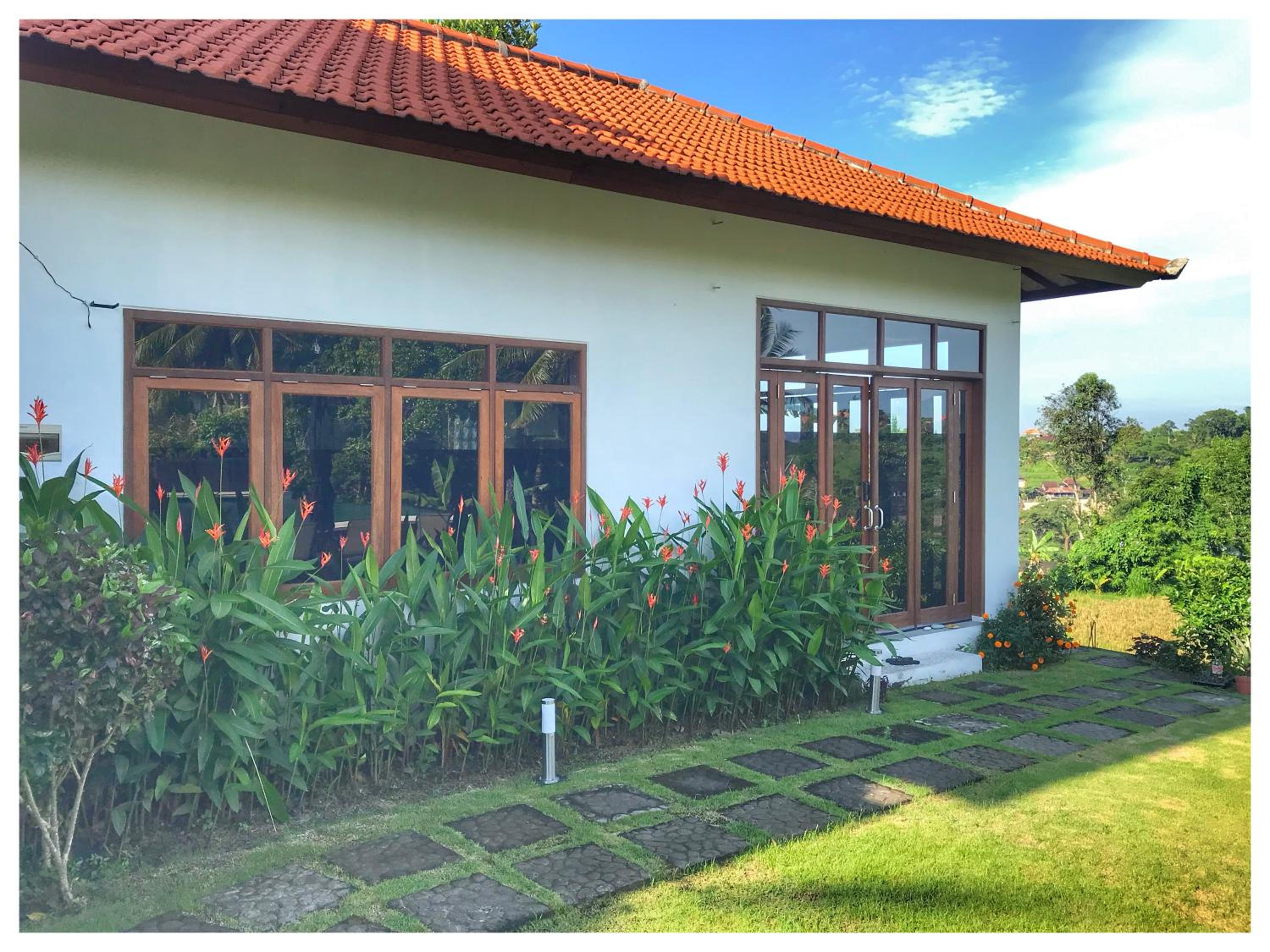 Hotel Wake in Paradise and Luxury at Lebah Villas - Image 1