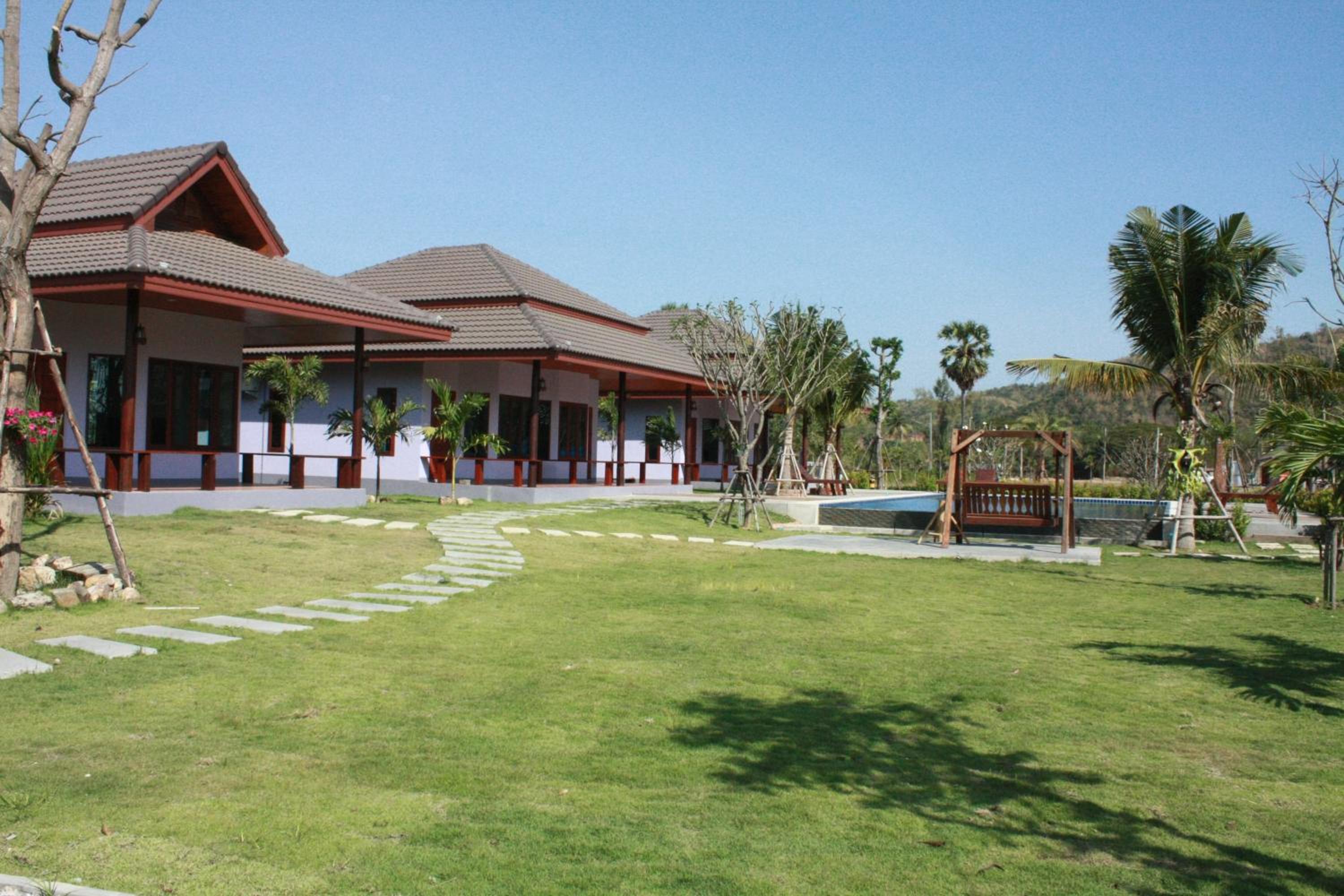 Waterside Resort