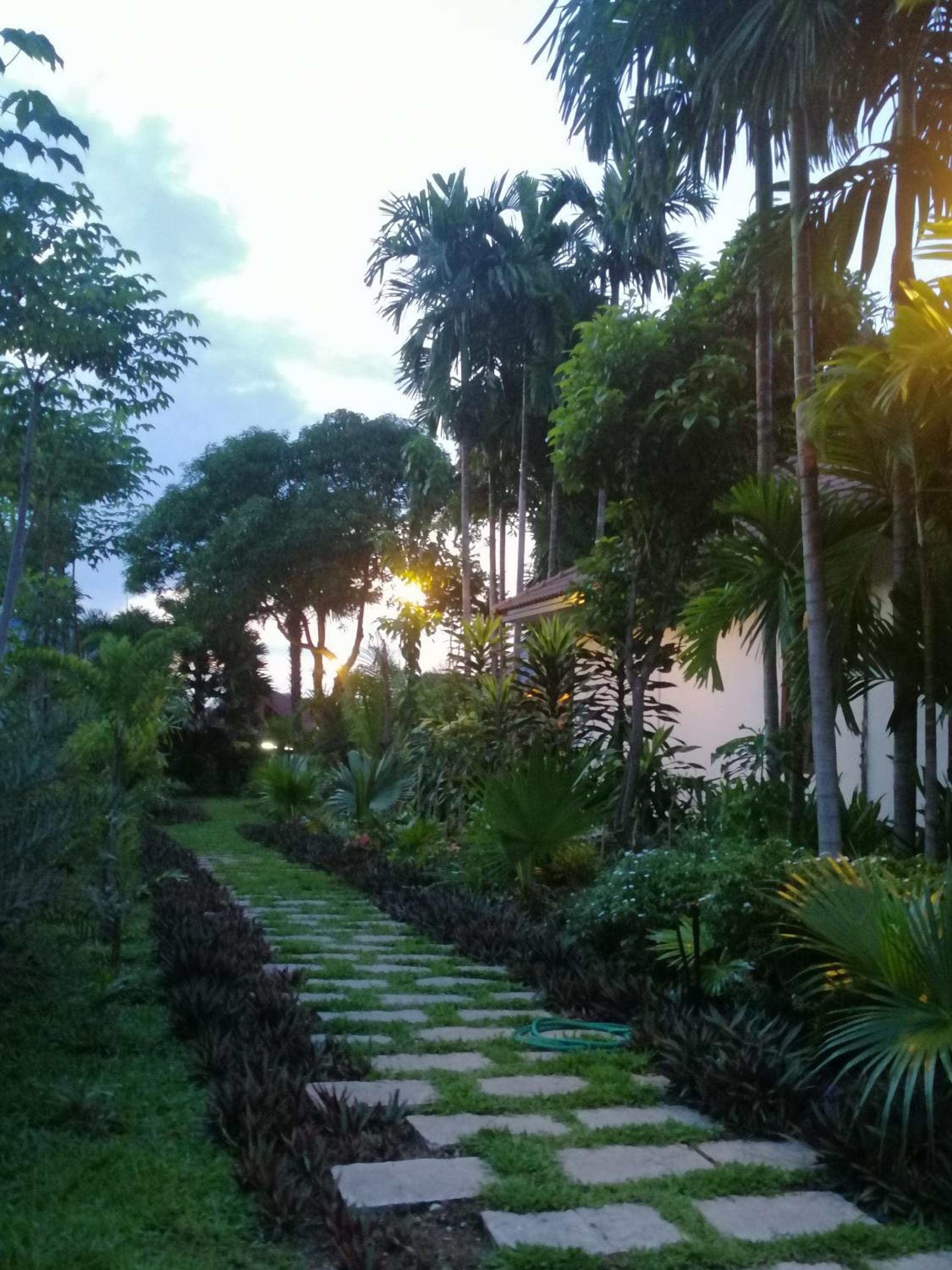 Villa Thakhek view 4