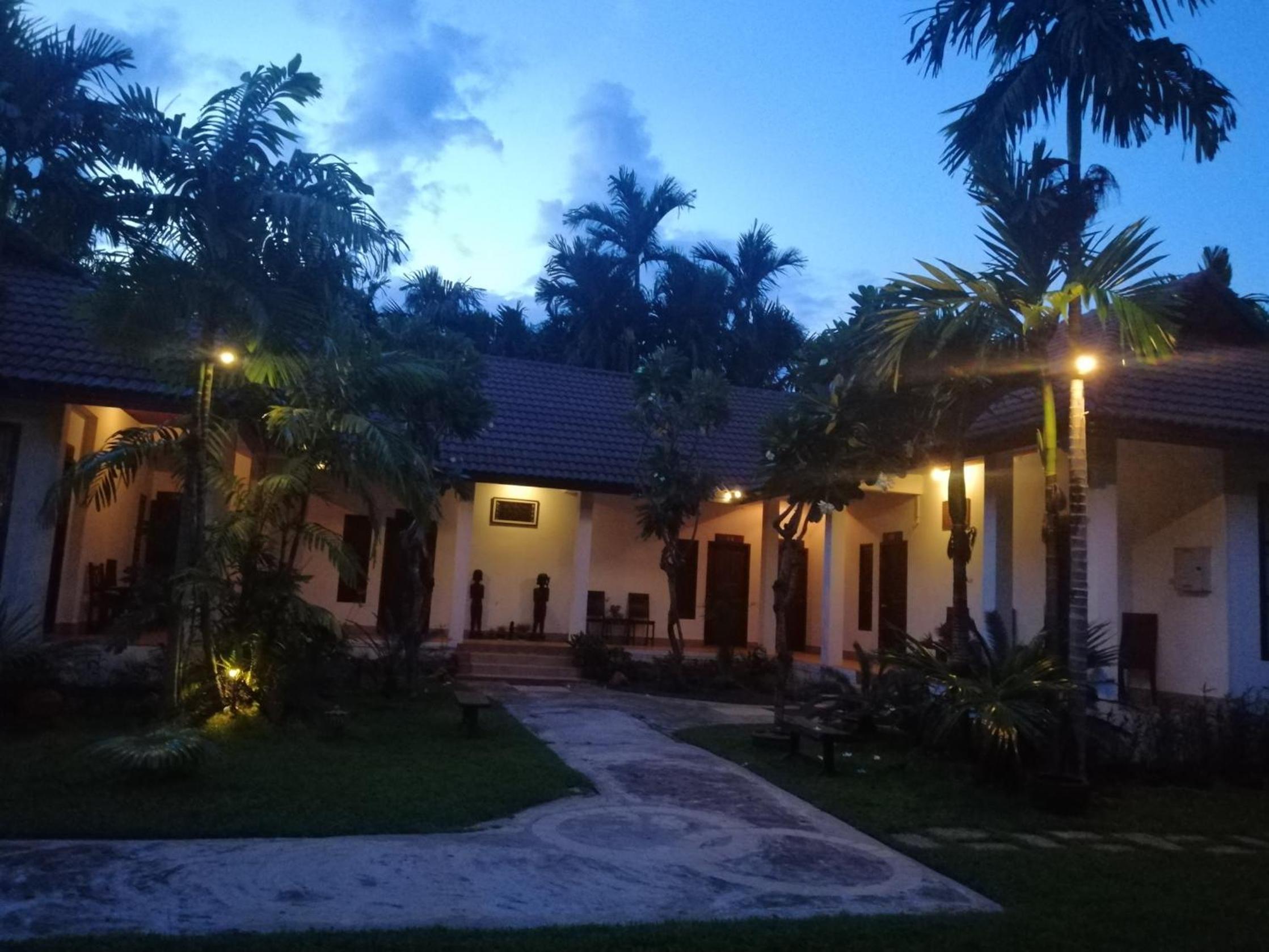Villa Thakhek view 5