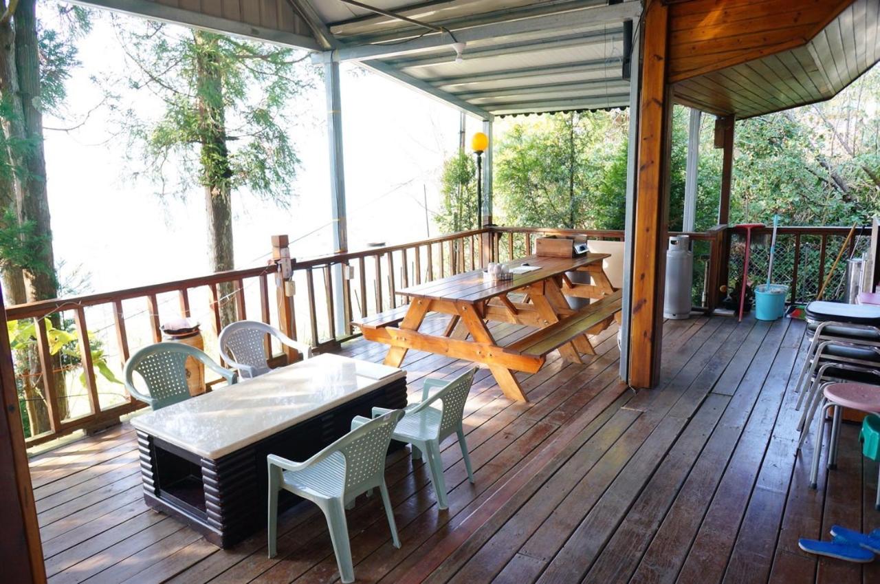 Yun Hsiang Zhan Chalet view 5