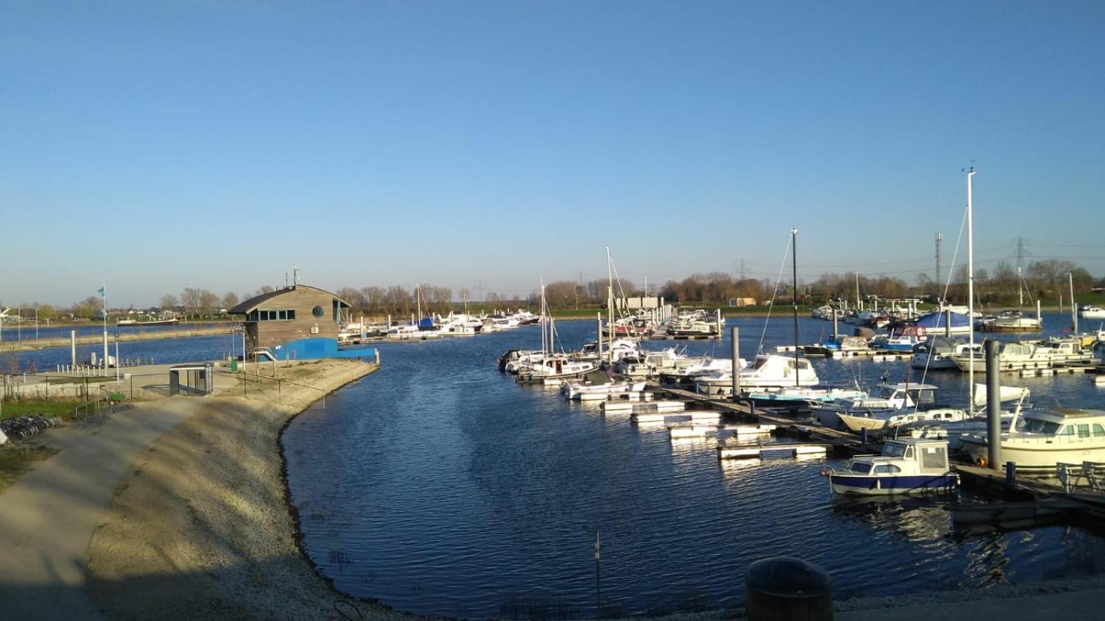 Otter Easy Houseboats, Comfortklasse M huisboot Hausboot