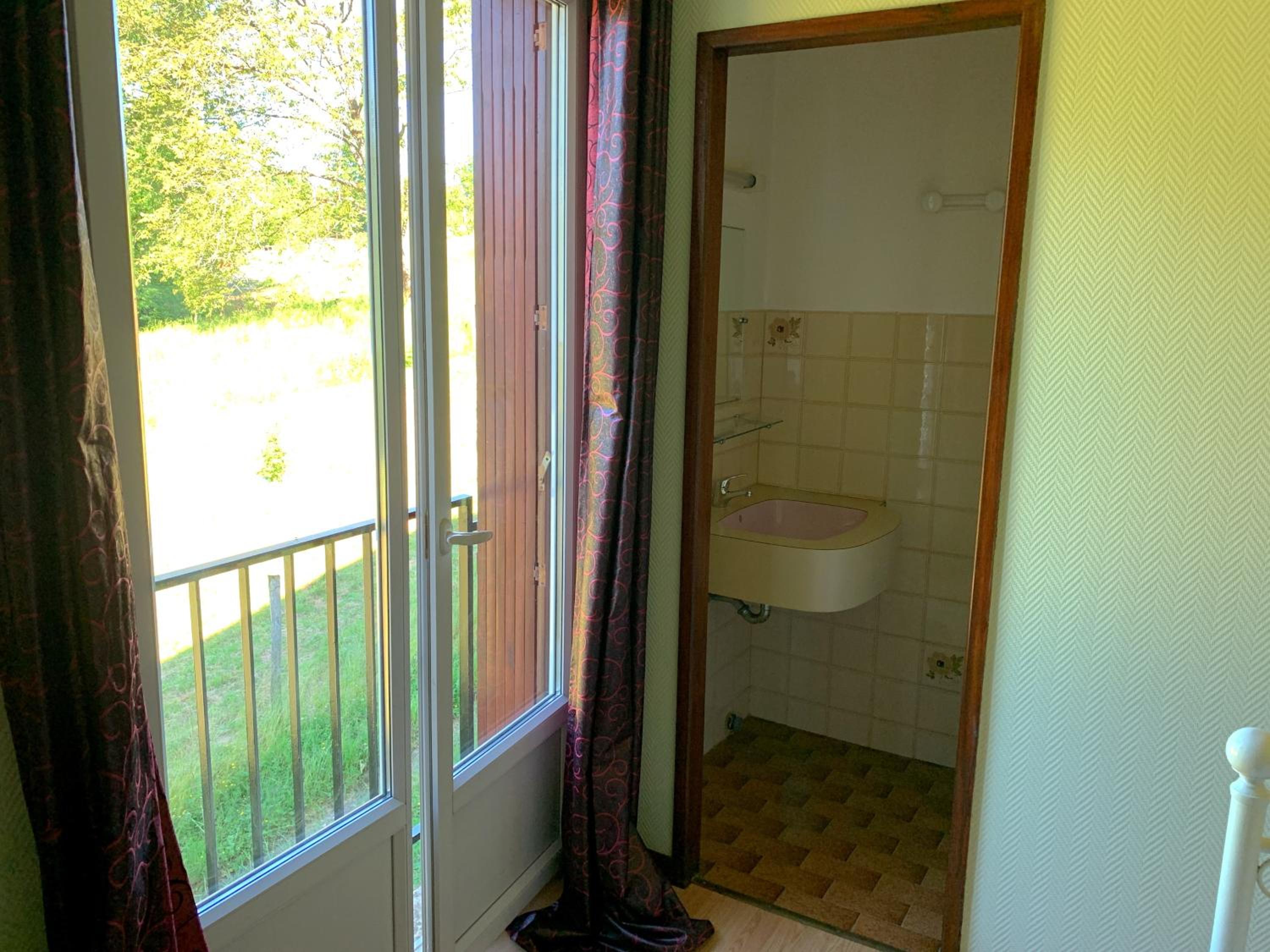Photo 13