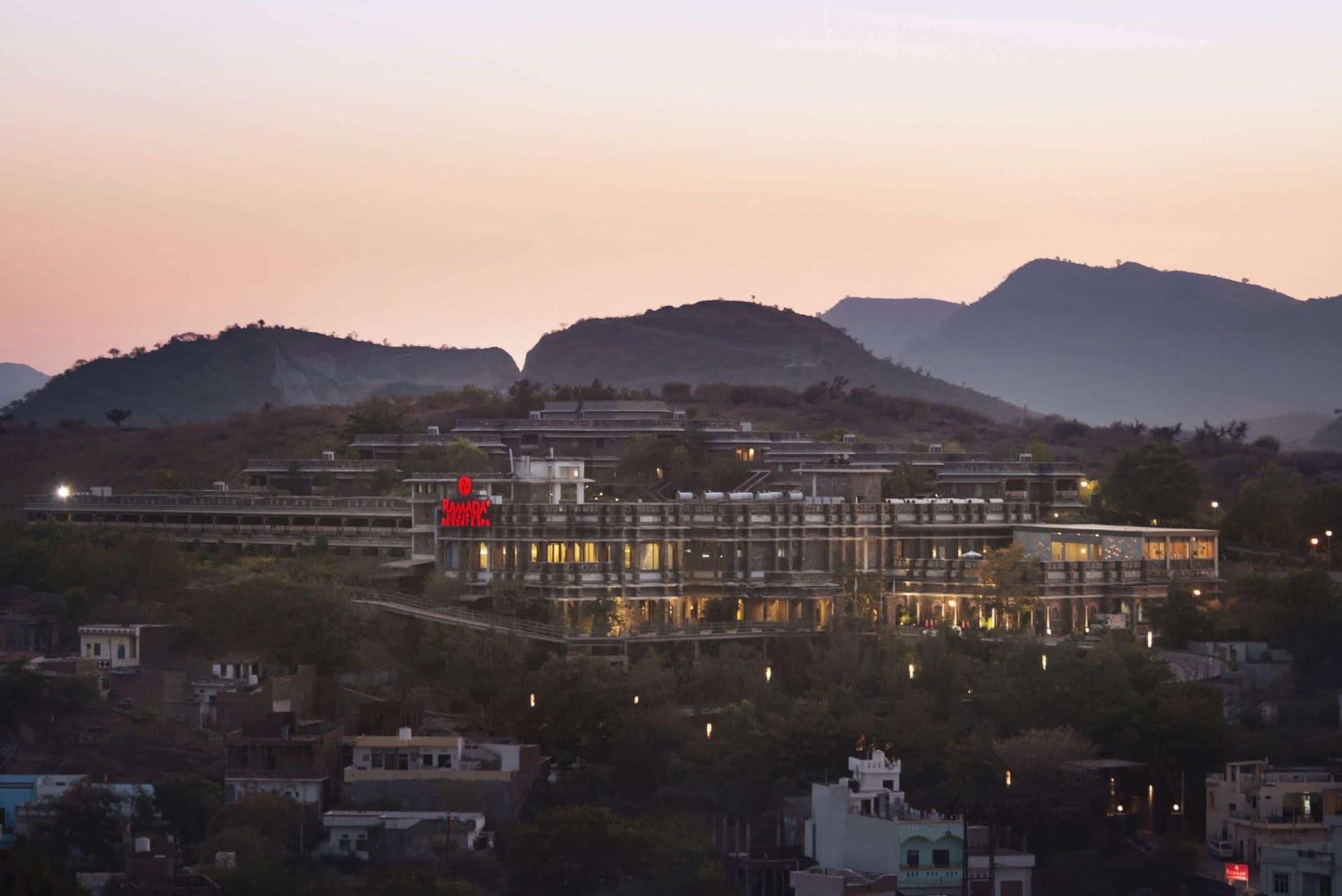 Ramada by Wyndham Udaipur Resort and Spa - Image 2