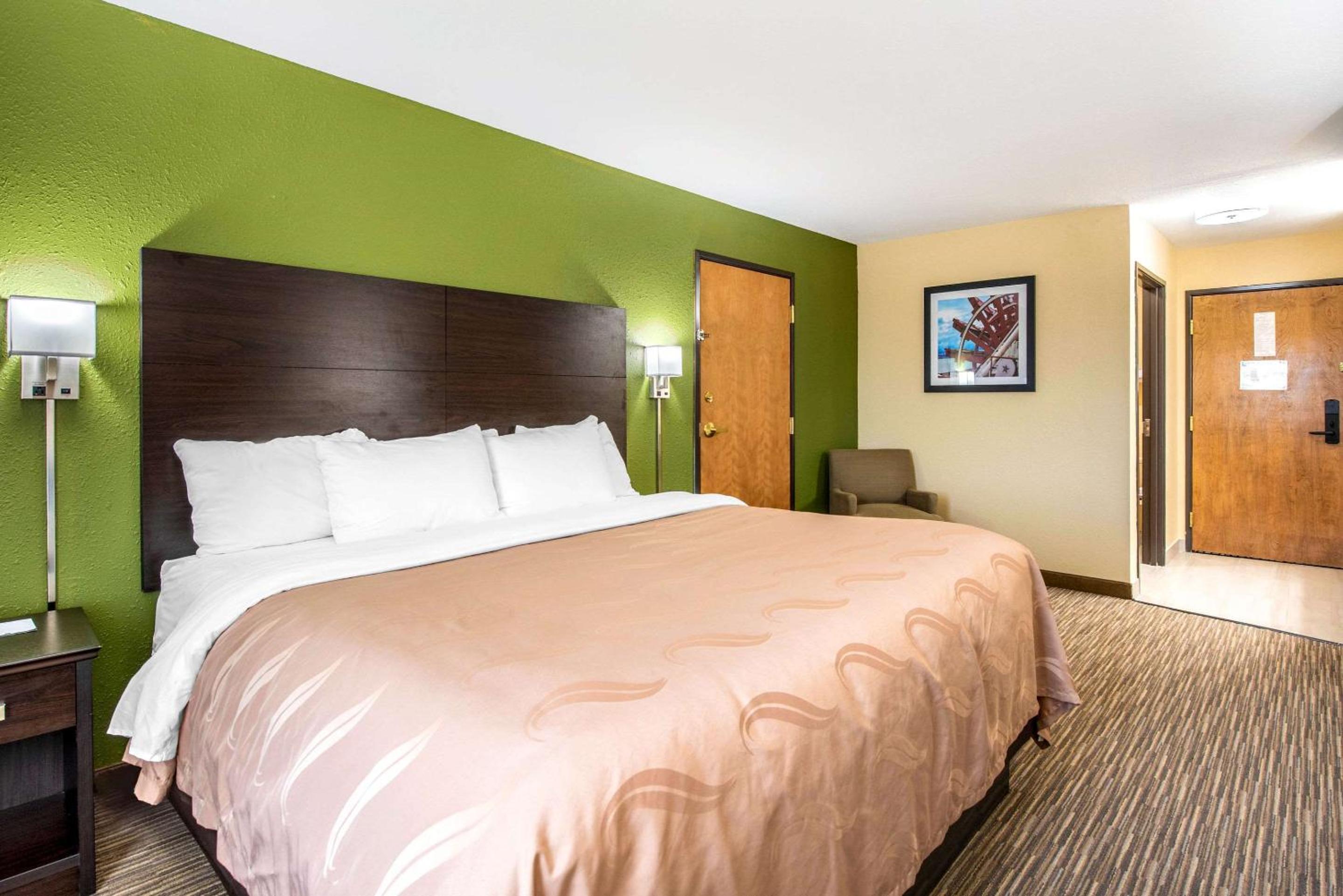 Quality Inn & Suites Brandenburg - Fort Knox, Foto 50