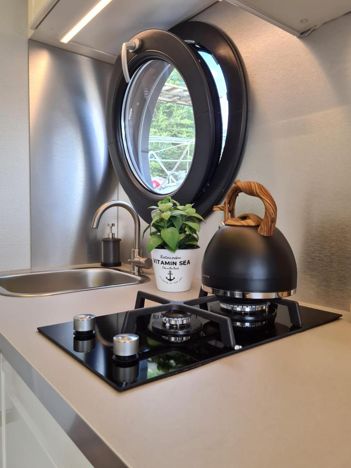 Otter Comfort klasse XL Houseboat