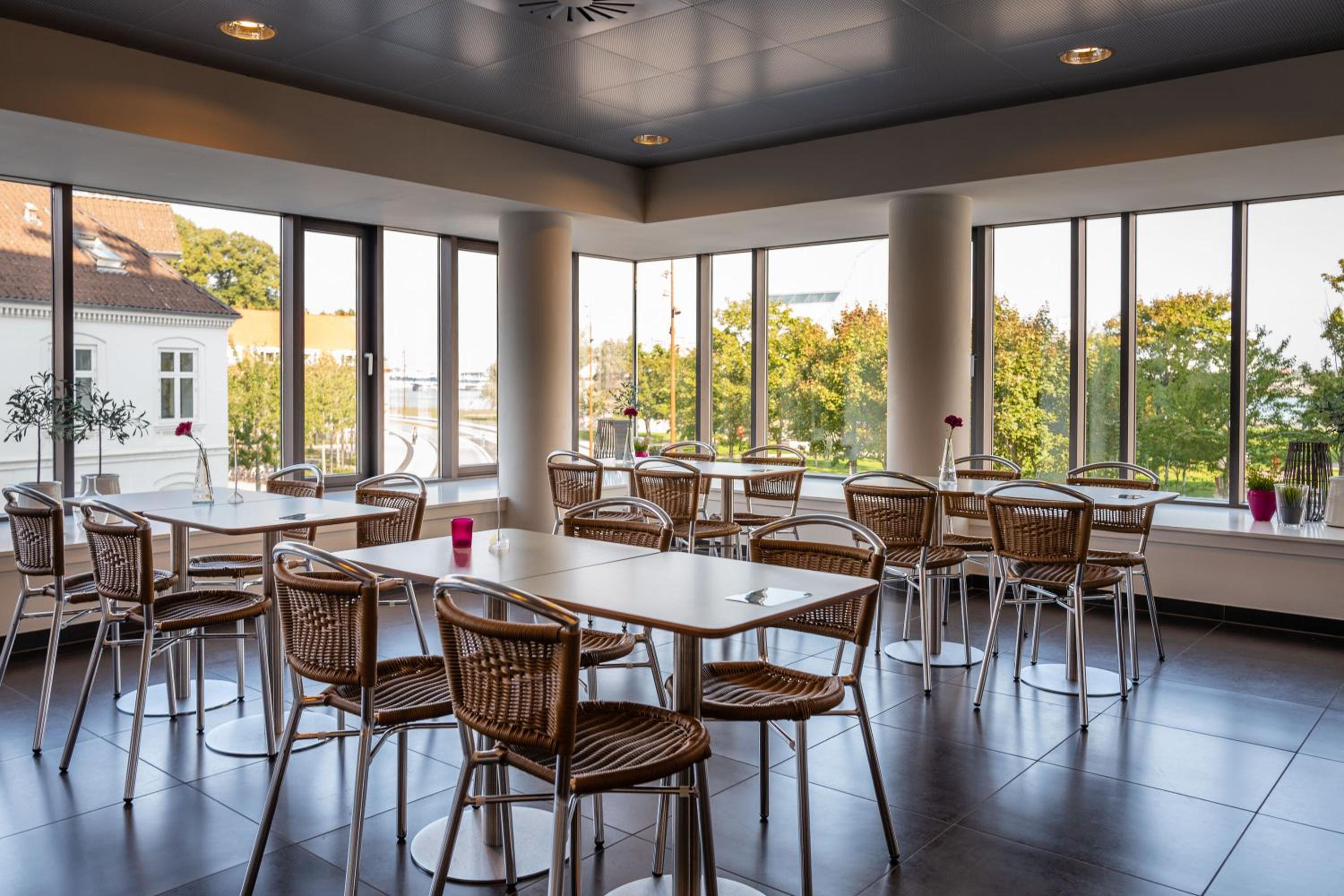 Aalborg Vacations - Cabinn Aalborg - Property Image 3