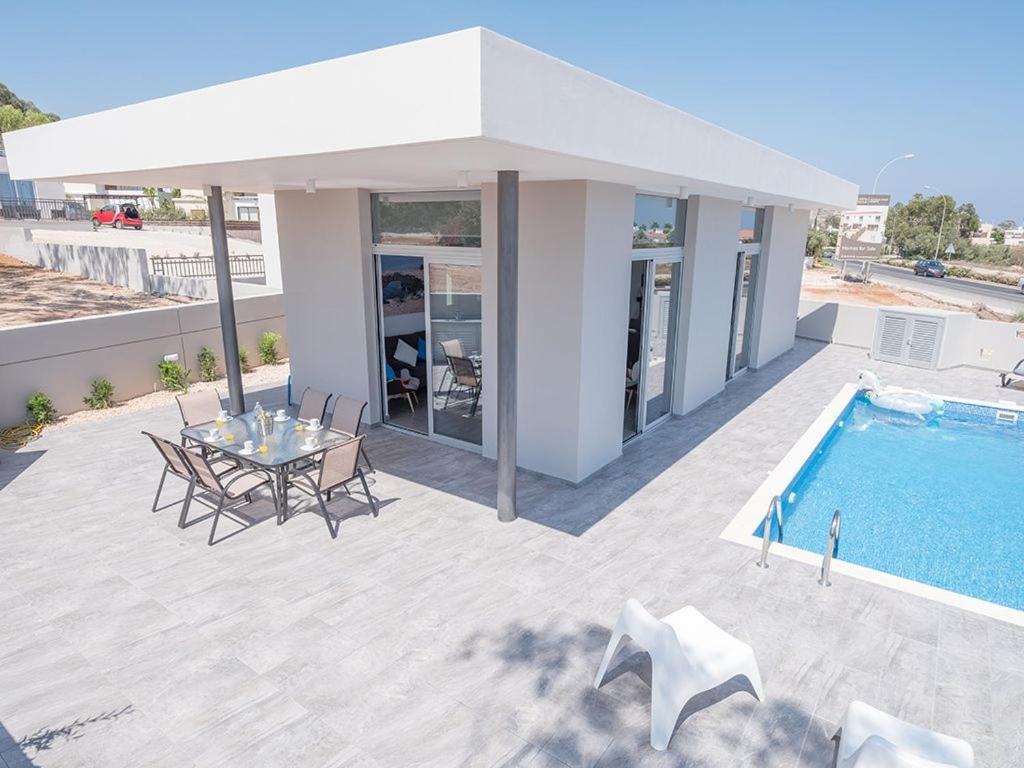 Villa Protaras Miramar, Luxury And New 5Bdr Protaras Villa With Pool