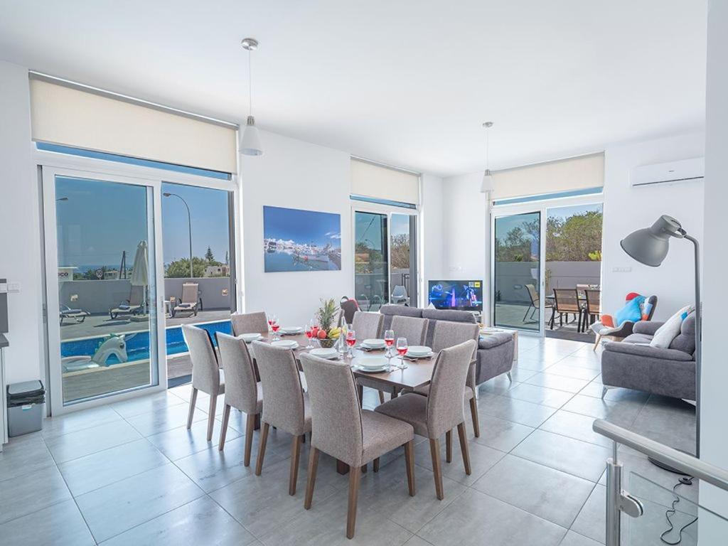 Villa Protaras Miramar, Luxury And New 5Bdr Protaras Villa With Pool