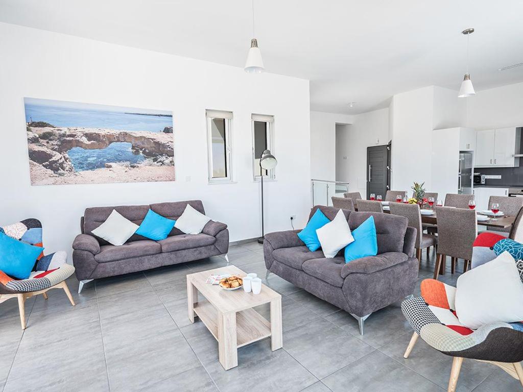 Villa Protaras Miramar, Luxury And New 5Bdr Protaras Villa With Pool