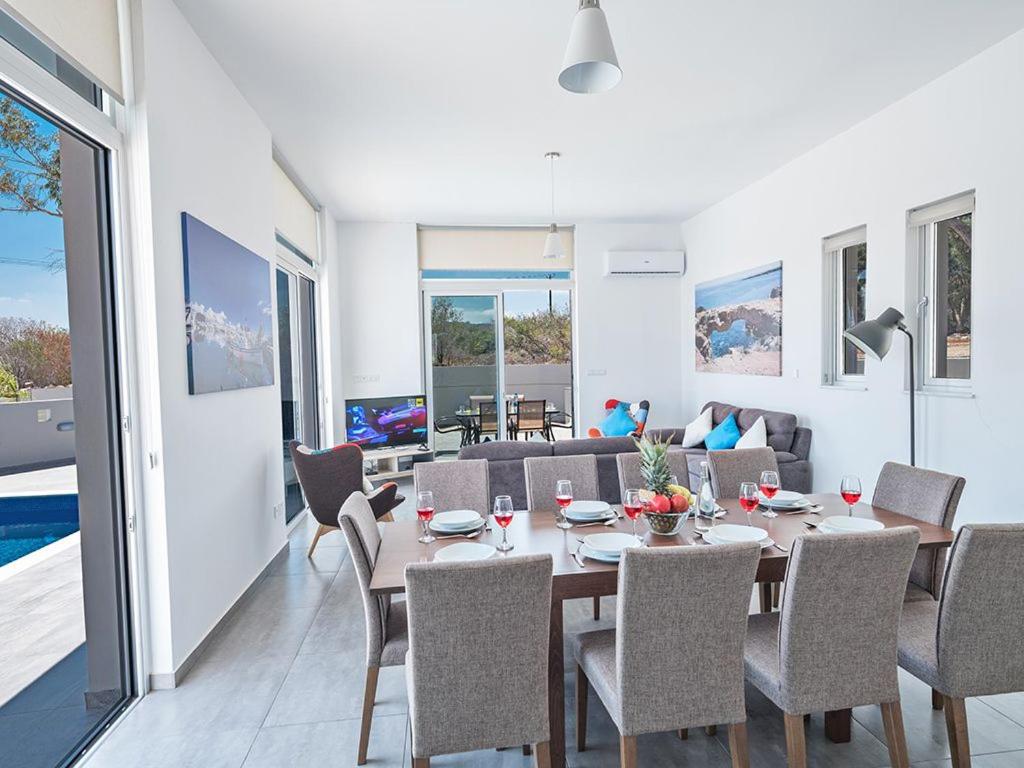 Villa Protaras Miramar, Luxury And New 5Bdr Protaras Villa With Pool