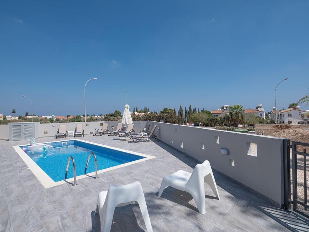 Villa Protaras Miramar, Luxury And New 5Bdr Protaras Villa With Pool
