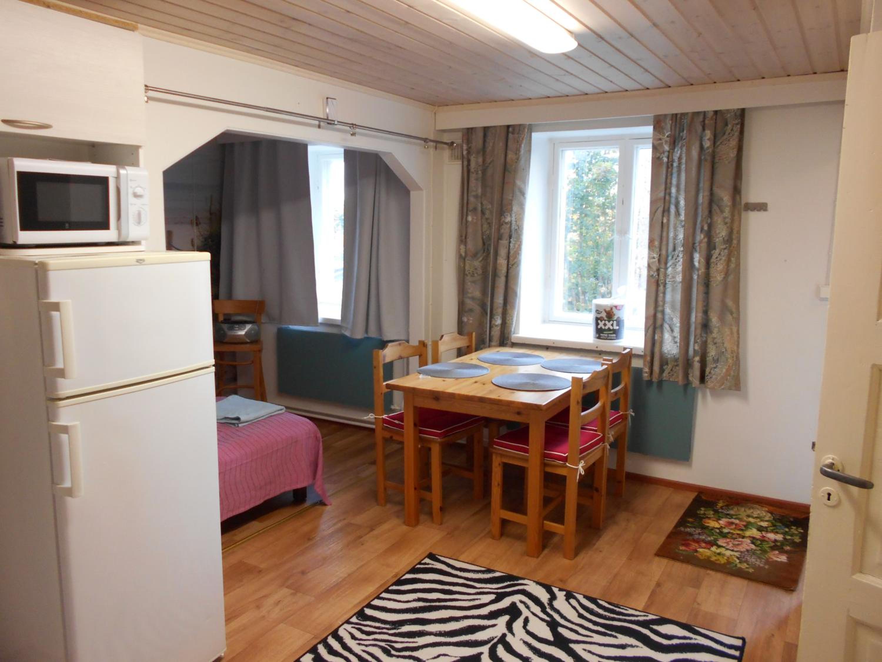 Perniön majoitus alakerta view 4
