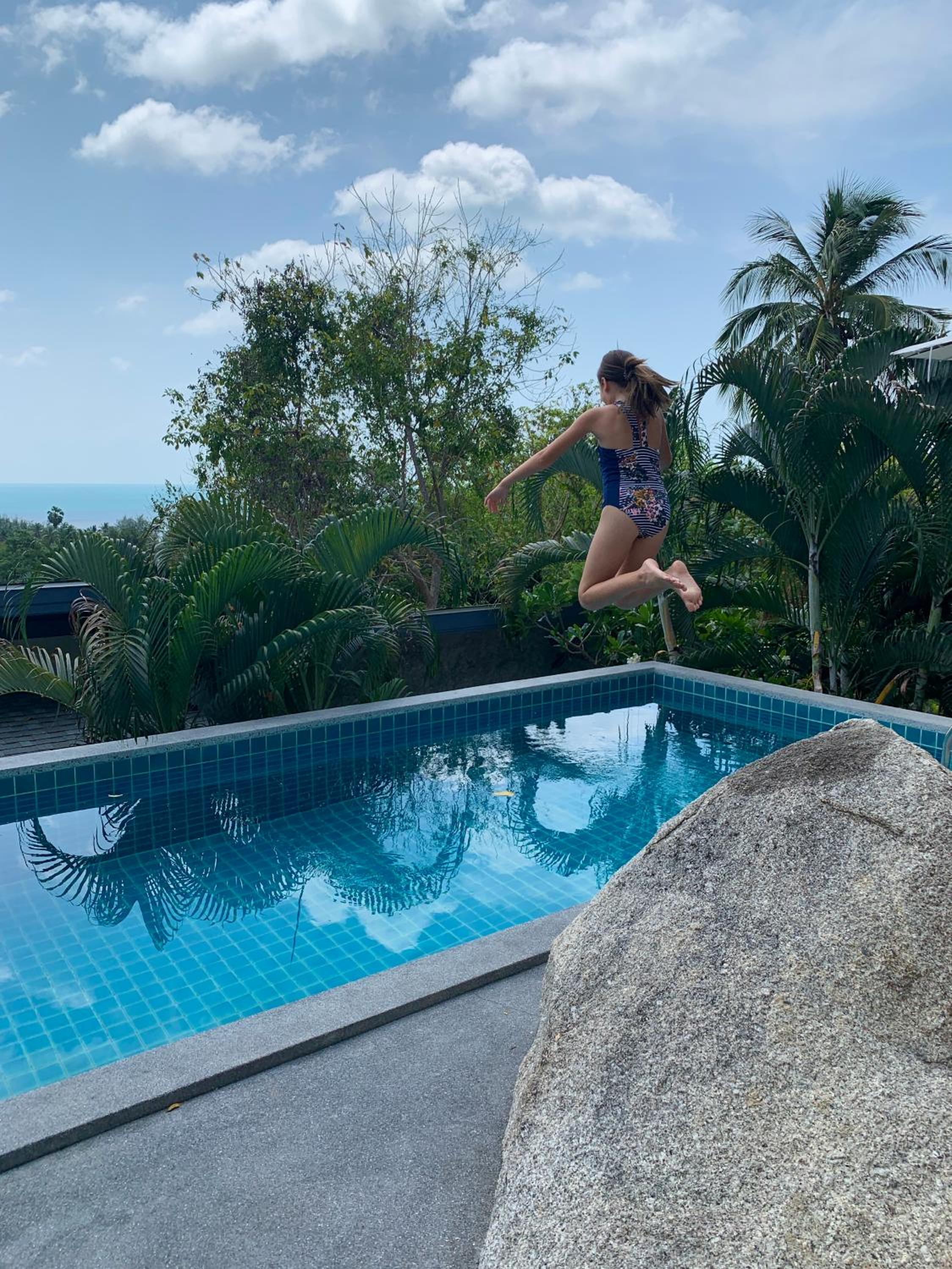 Ko Samui Seaview pool villa Paris with car view 4