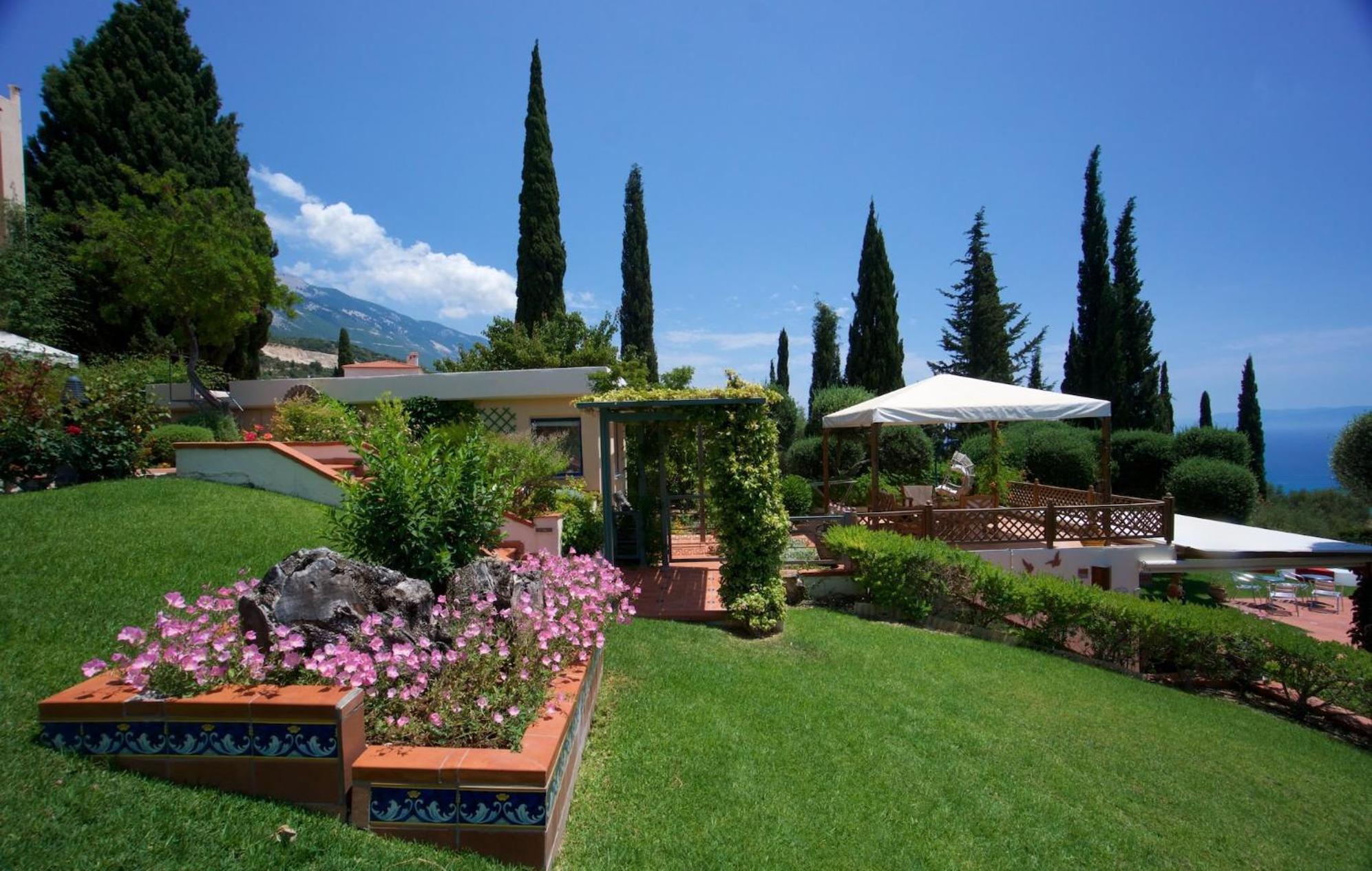 Felix Residence & Lucia Simona Villas