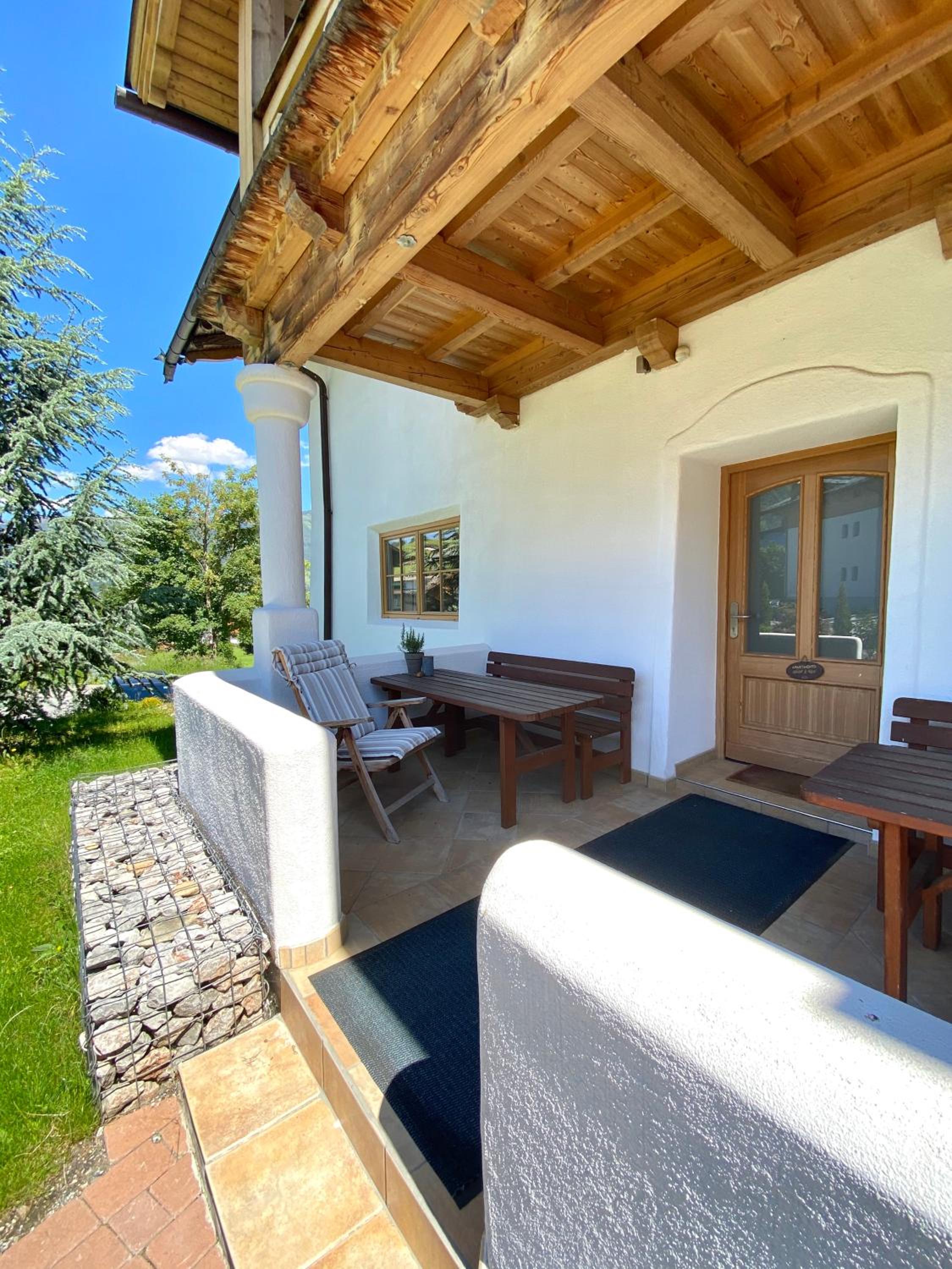 Dorfchalets & Apartments - in Kaprun centre including FREE entry Tauern Spa and Summer Card