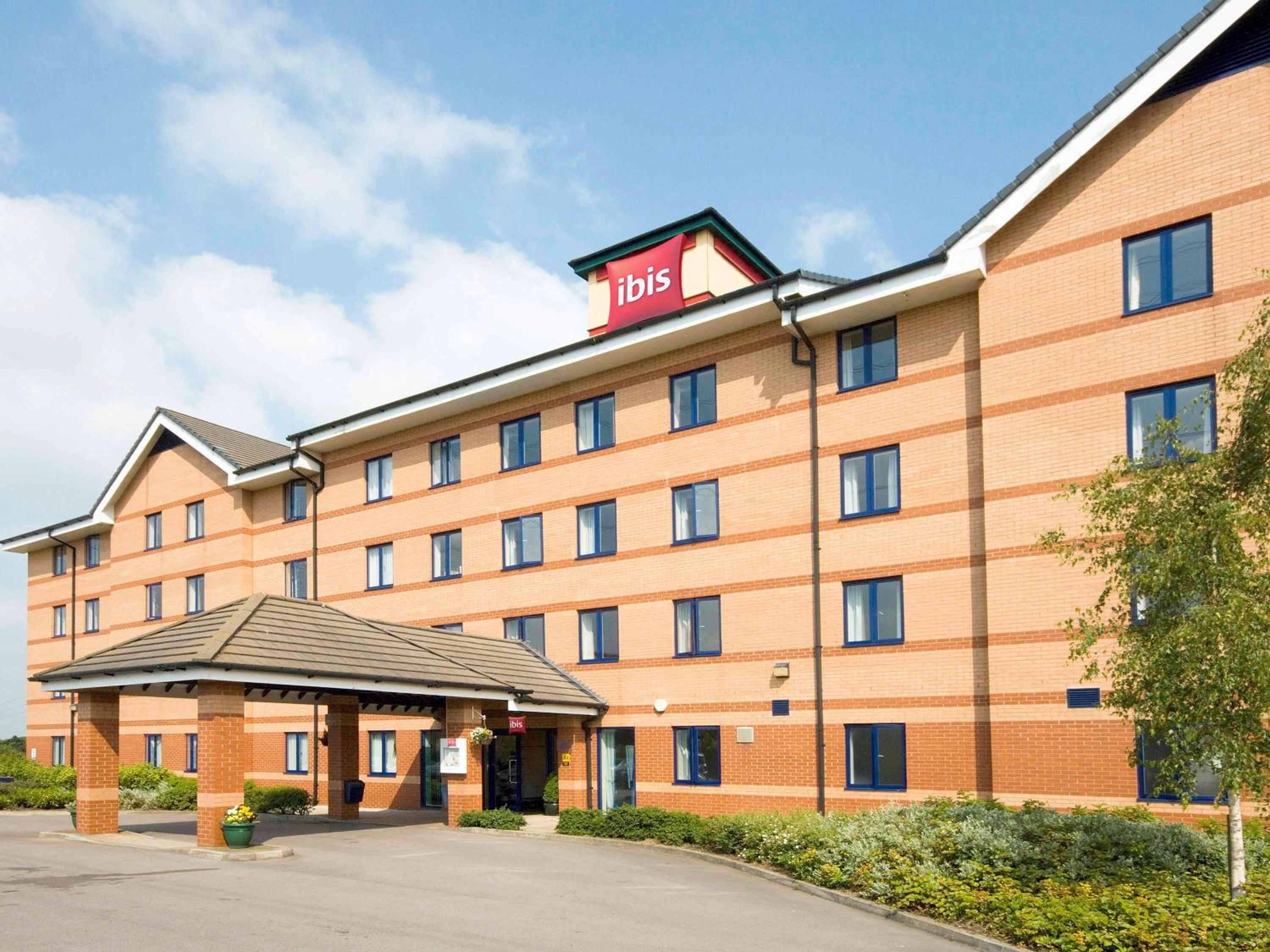Hotel ibis Rotherham East – (M18 / M1) - Image 1