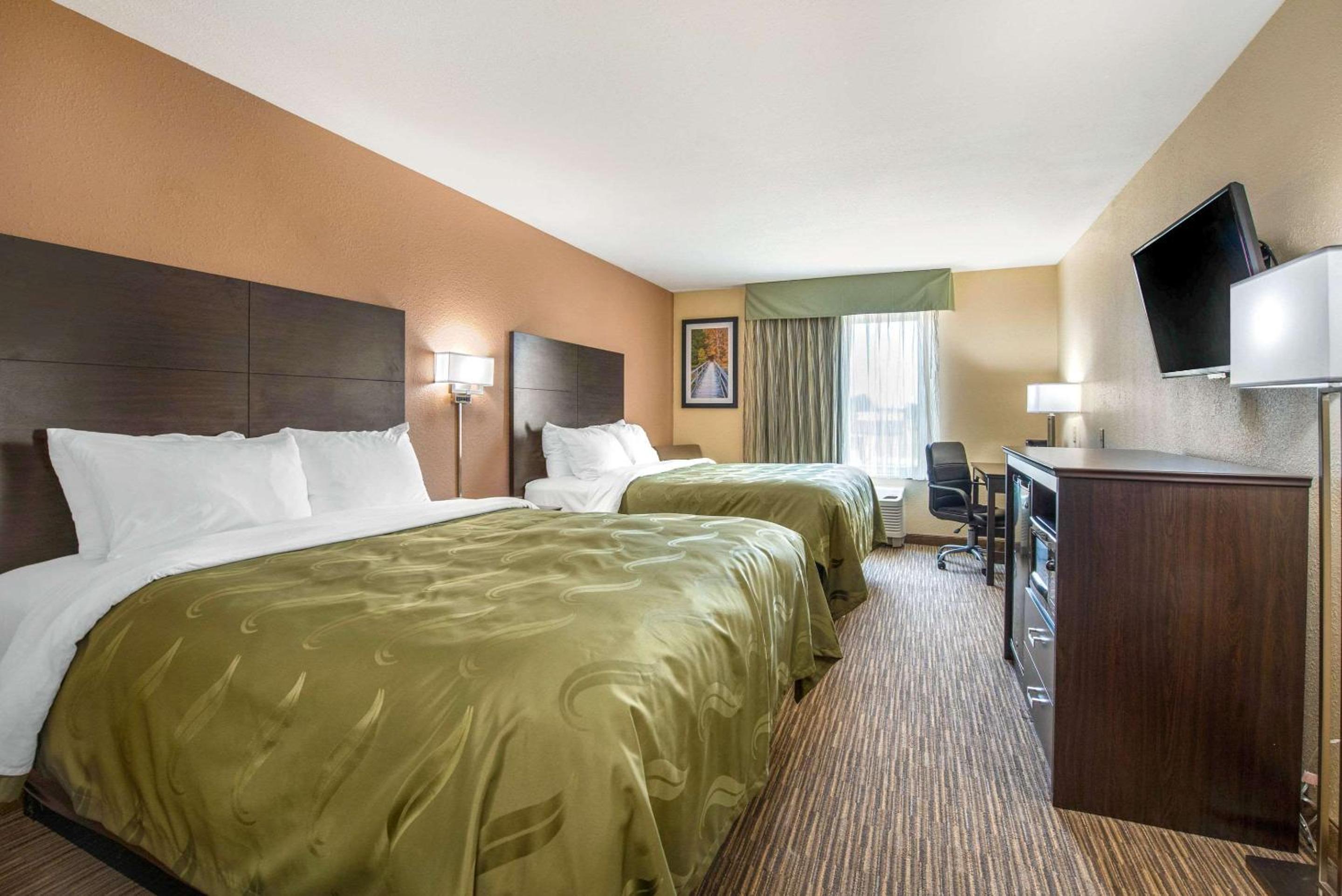 Quality Inn & Suites Brandenburg - Fort Knox