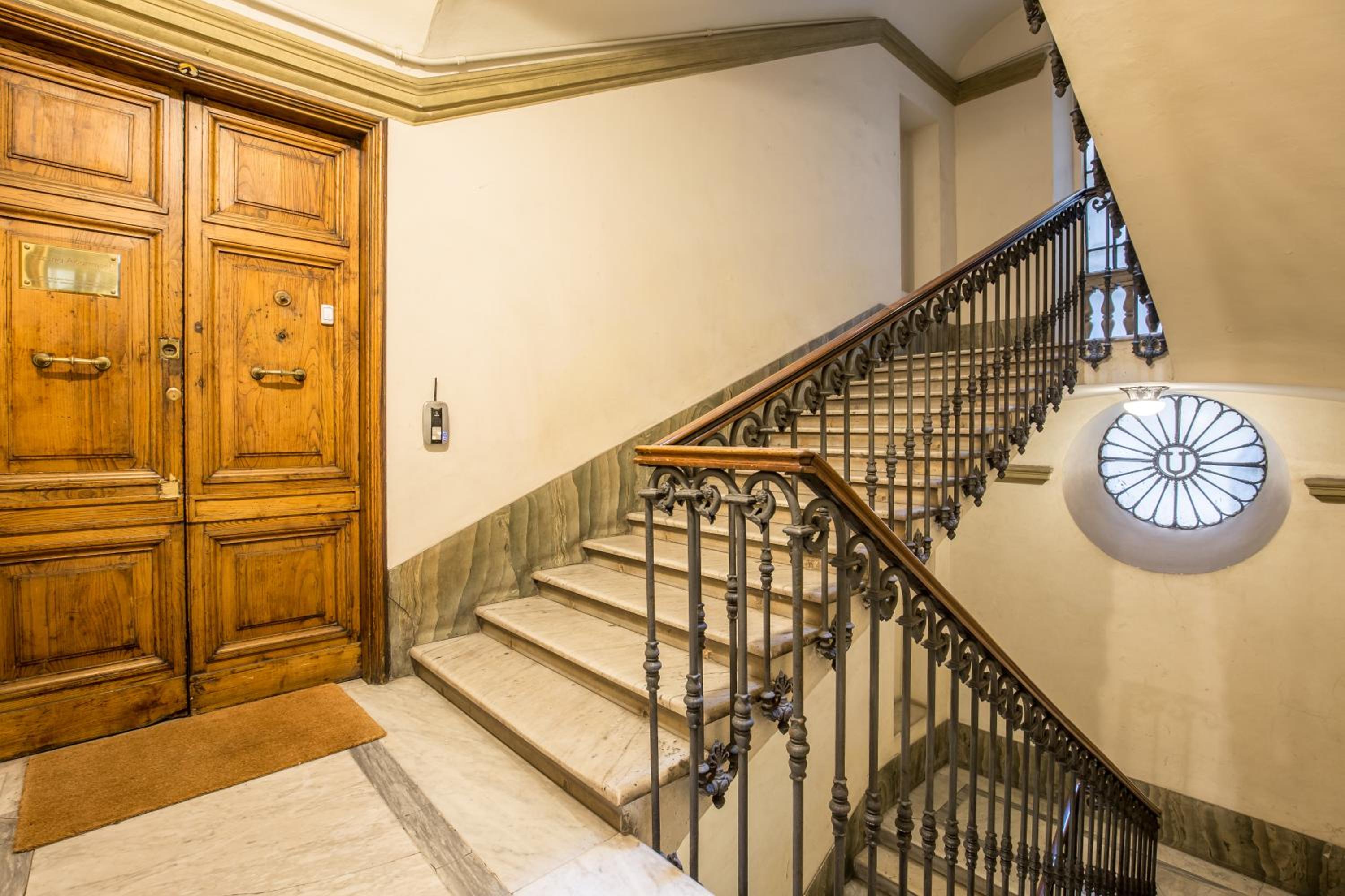 900 Liberty Rooms