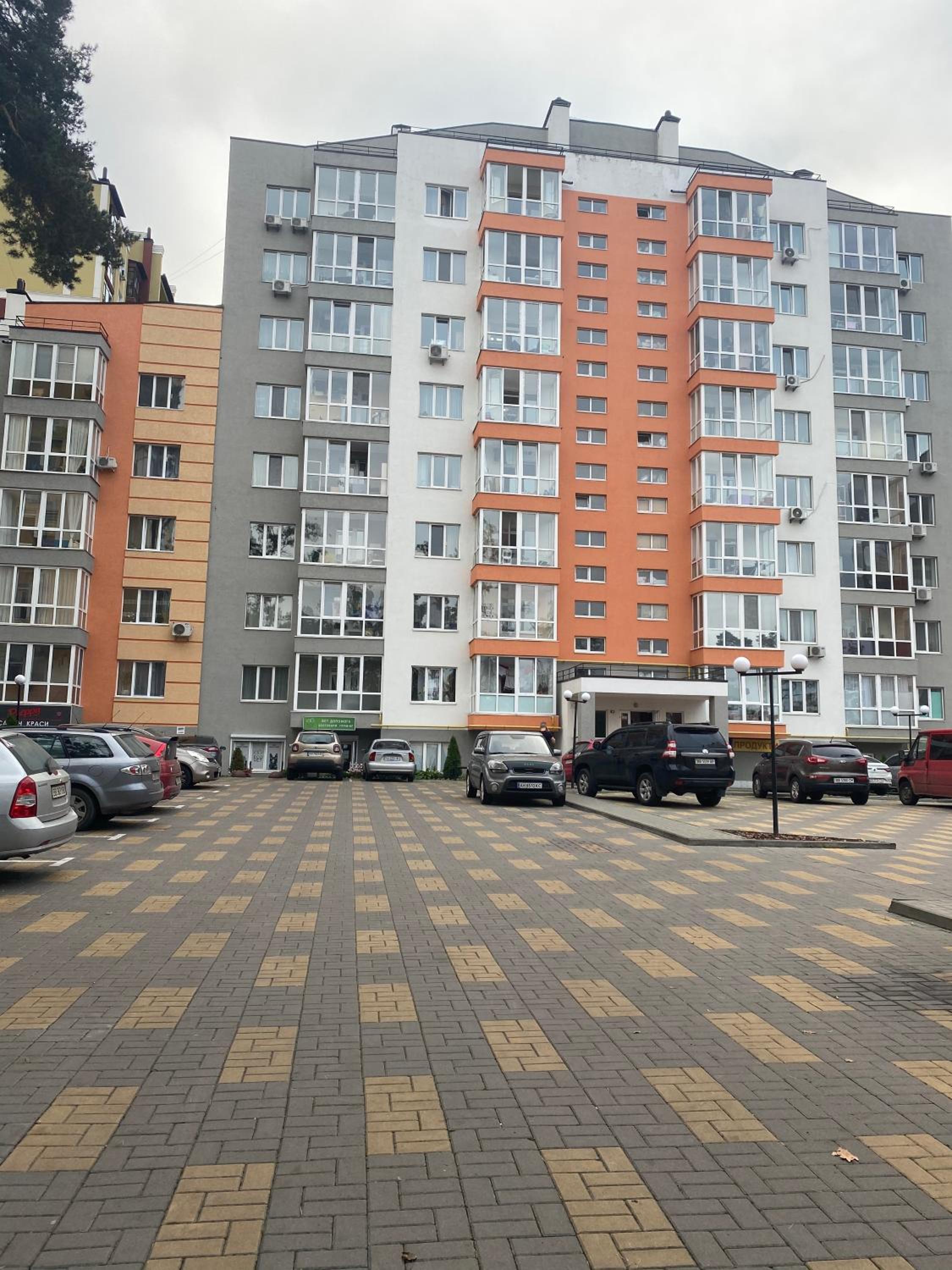 Сучасна та простора квартира в гарному районі міста біля парку, photo 18